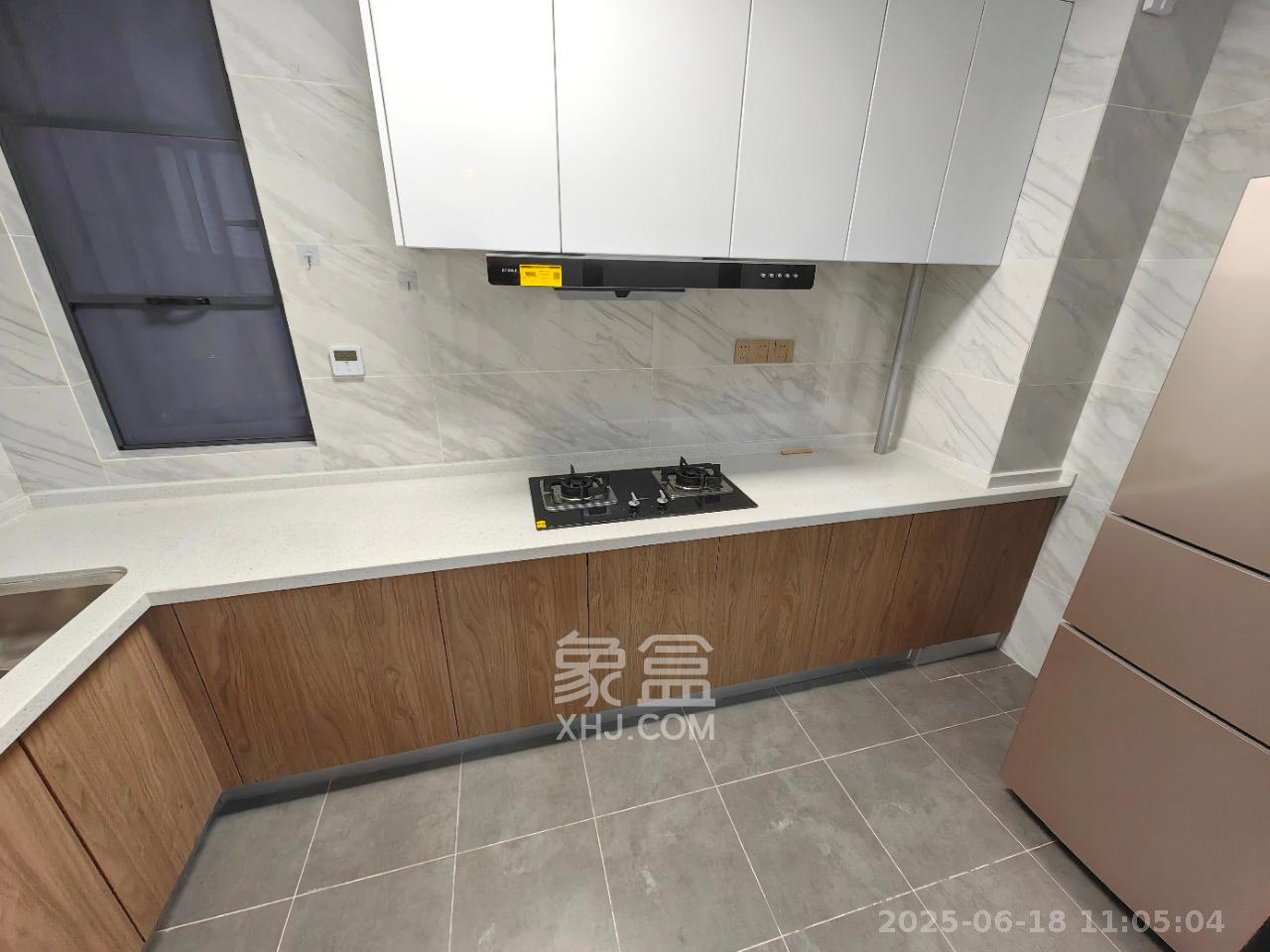 梦想新天地  3室2厅2卫    3000.0元/月室内图