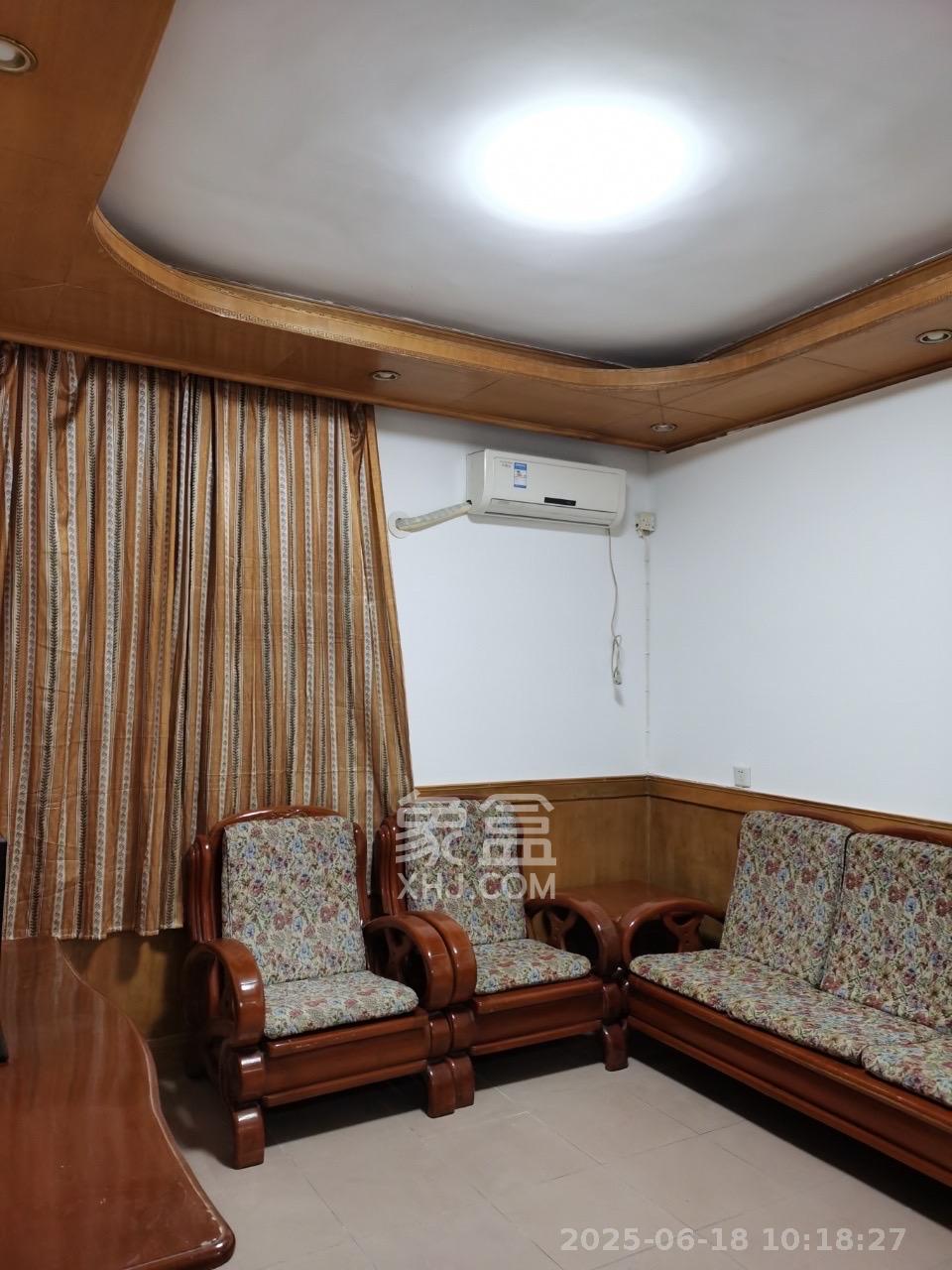 东塘电力院 1室0厅0卫 2200.0元/月 东塘电力院 1室0厅0卫 2200.0元/月室内图