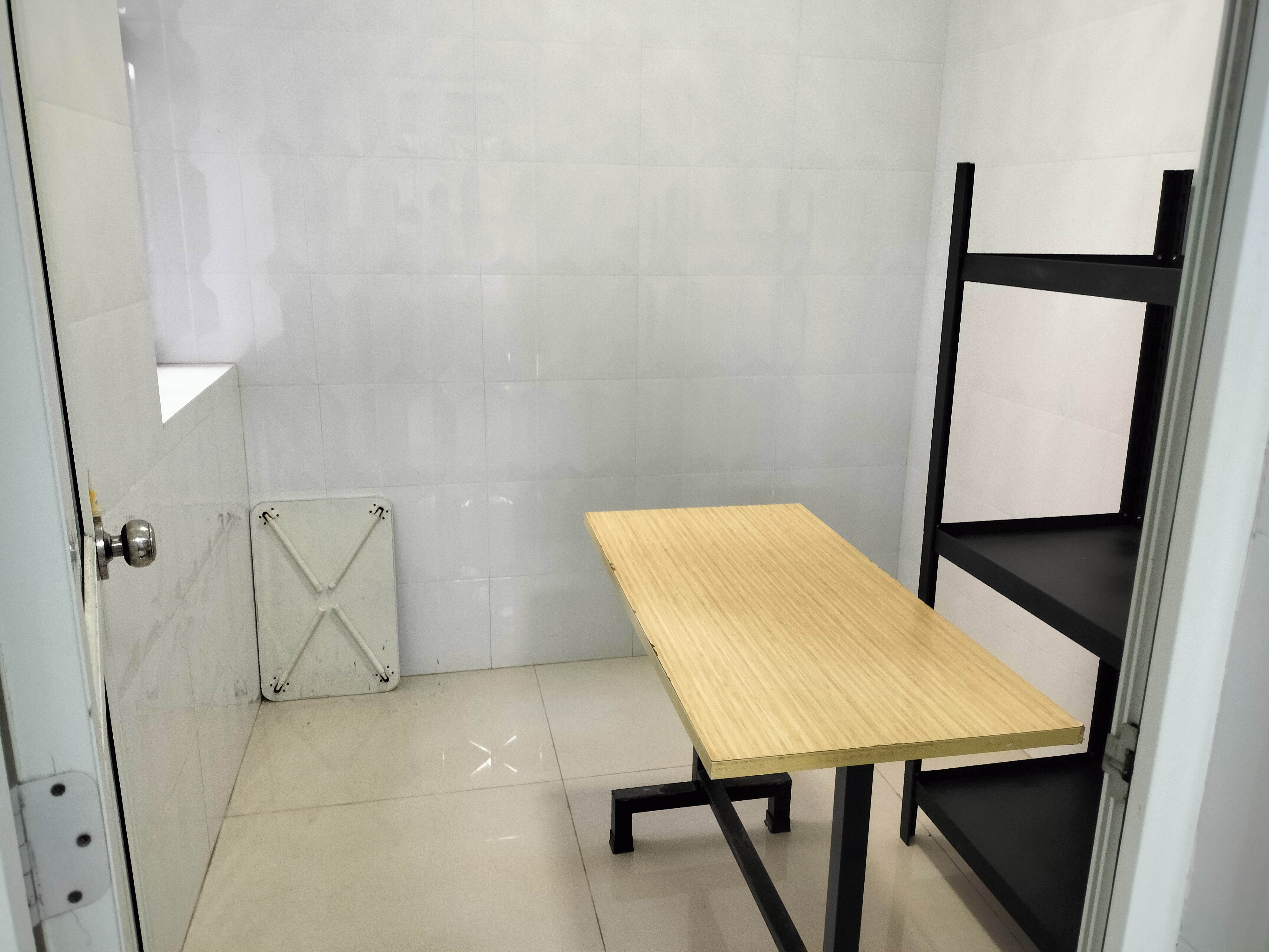 和风江岸 4室2厅2卫 4000.0元/月 和风江岸 4室2厅2卫 4000.0元/月室内图