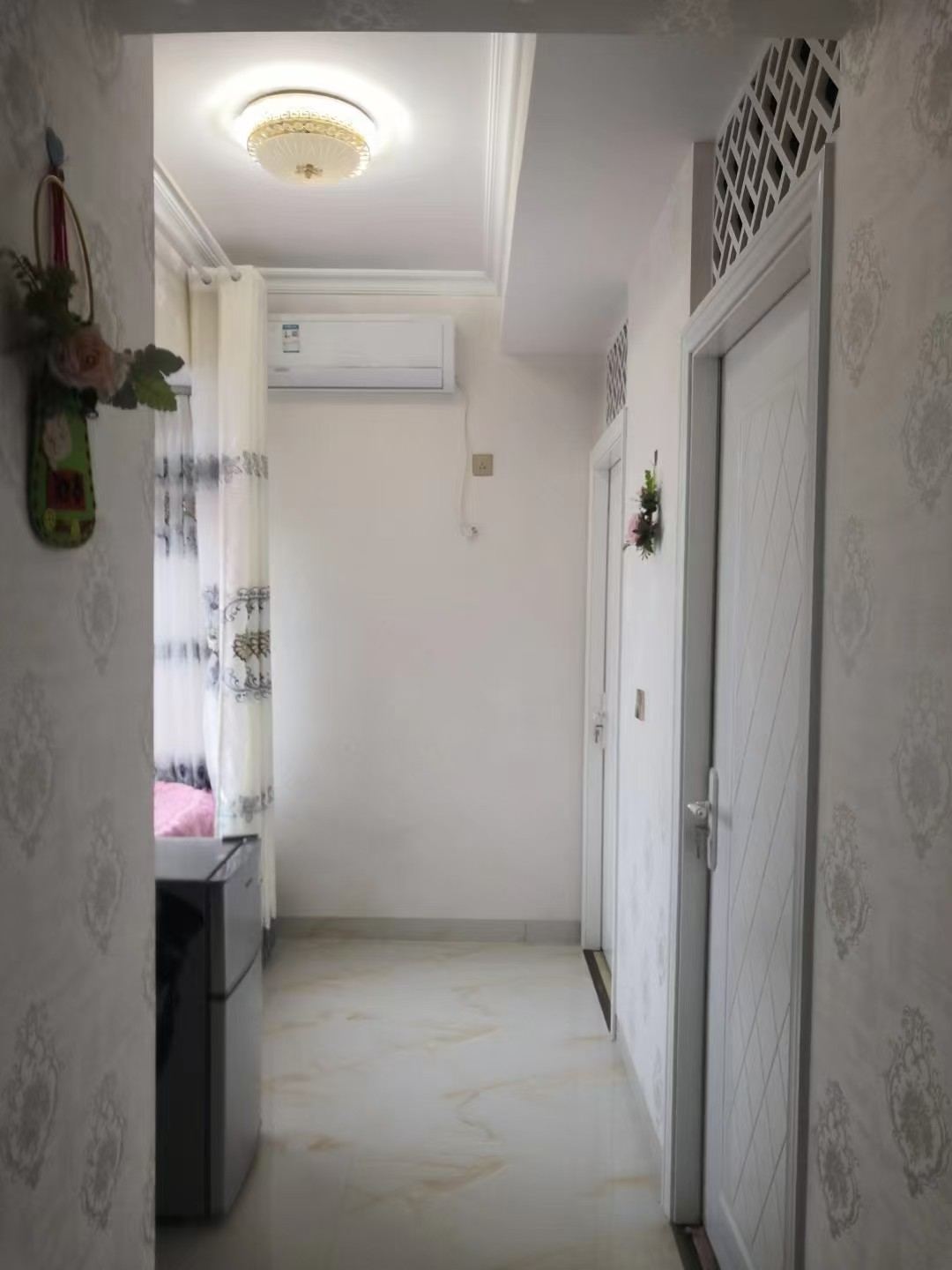 佳源罗马都市 2室1厅1卫 1500.0元/月 佳源罗马都市 2室1厅1卫 1500.0元/月室内图