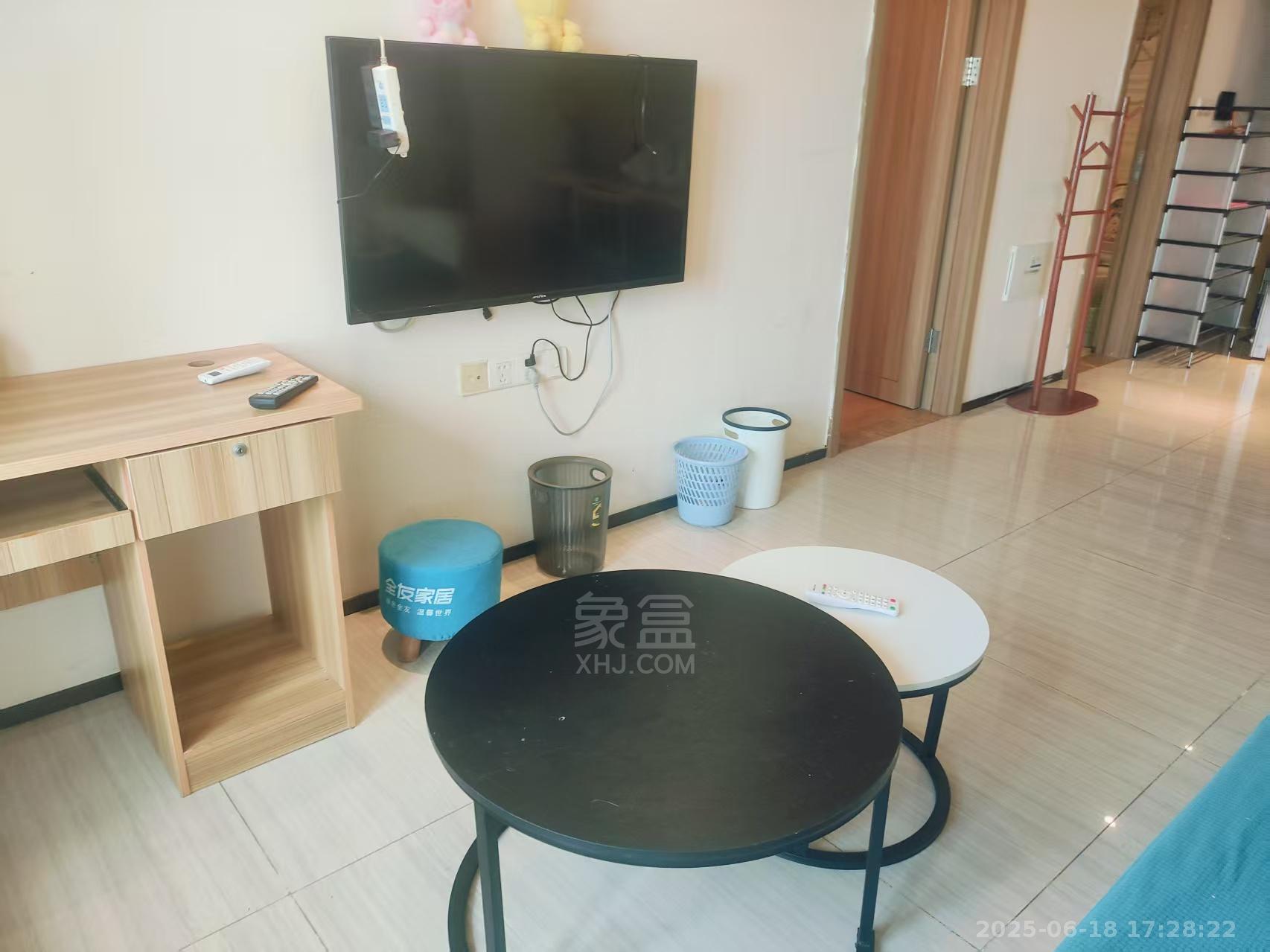 恒大御景湾 1室1厅1卫 1200.0元/月 恒大御景湾 1室1厅1卫 1200.0元/月室内图