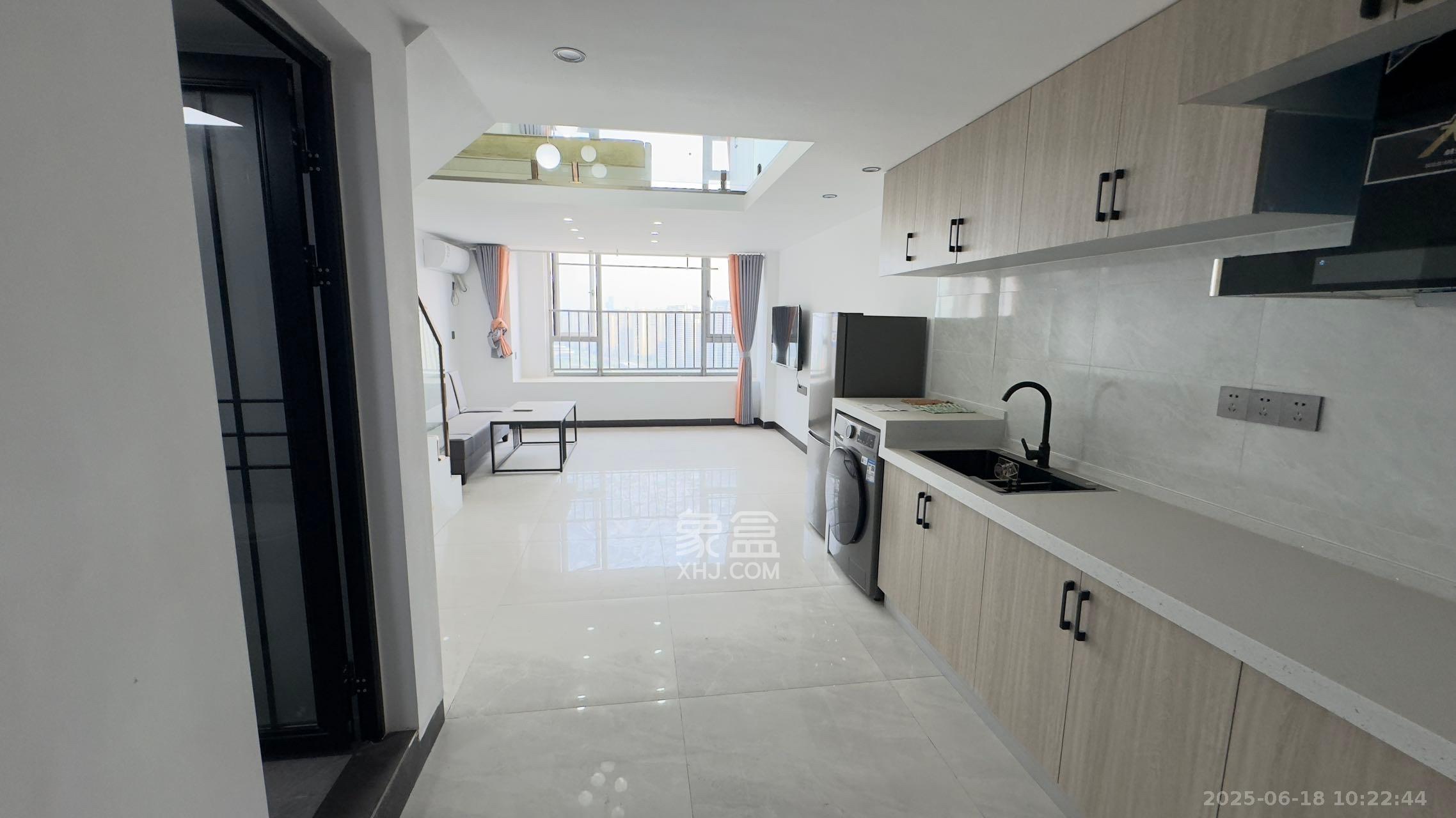 信诚湘江揽月(至善美景大厦) 2室2厅1卫 1600.0元/月 信诚湘江揽月(至善美景大厦) 2室2厅1卫 1600.0元/月室内图