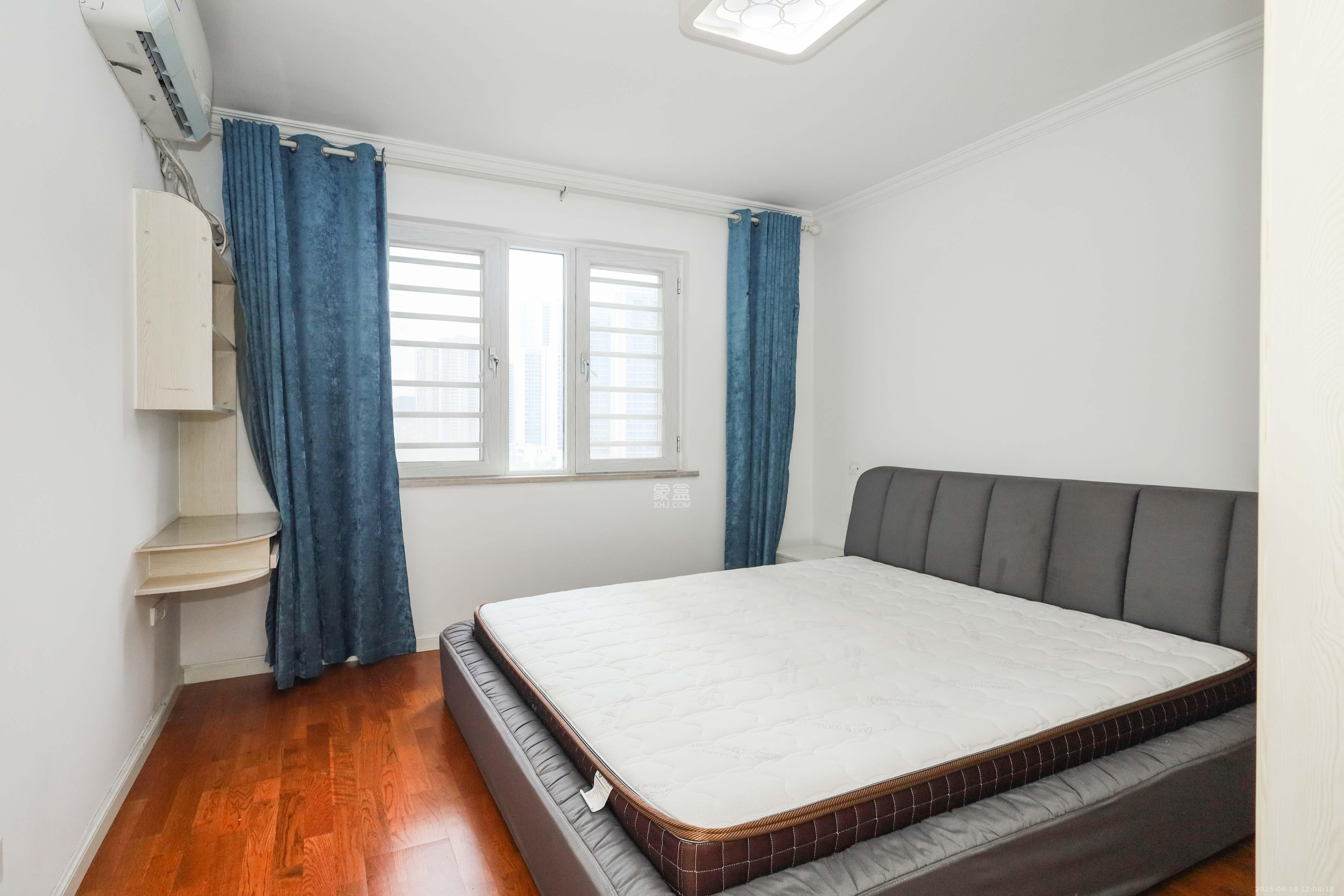 中国铁建梅溪青秀一期 3室2厅1卫 112.0万 中国铁建梅溪青秀一期 3室2厅1卫 112.0万卧室