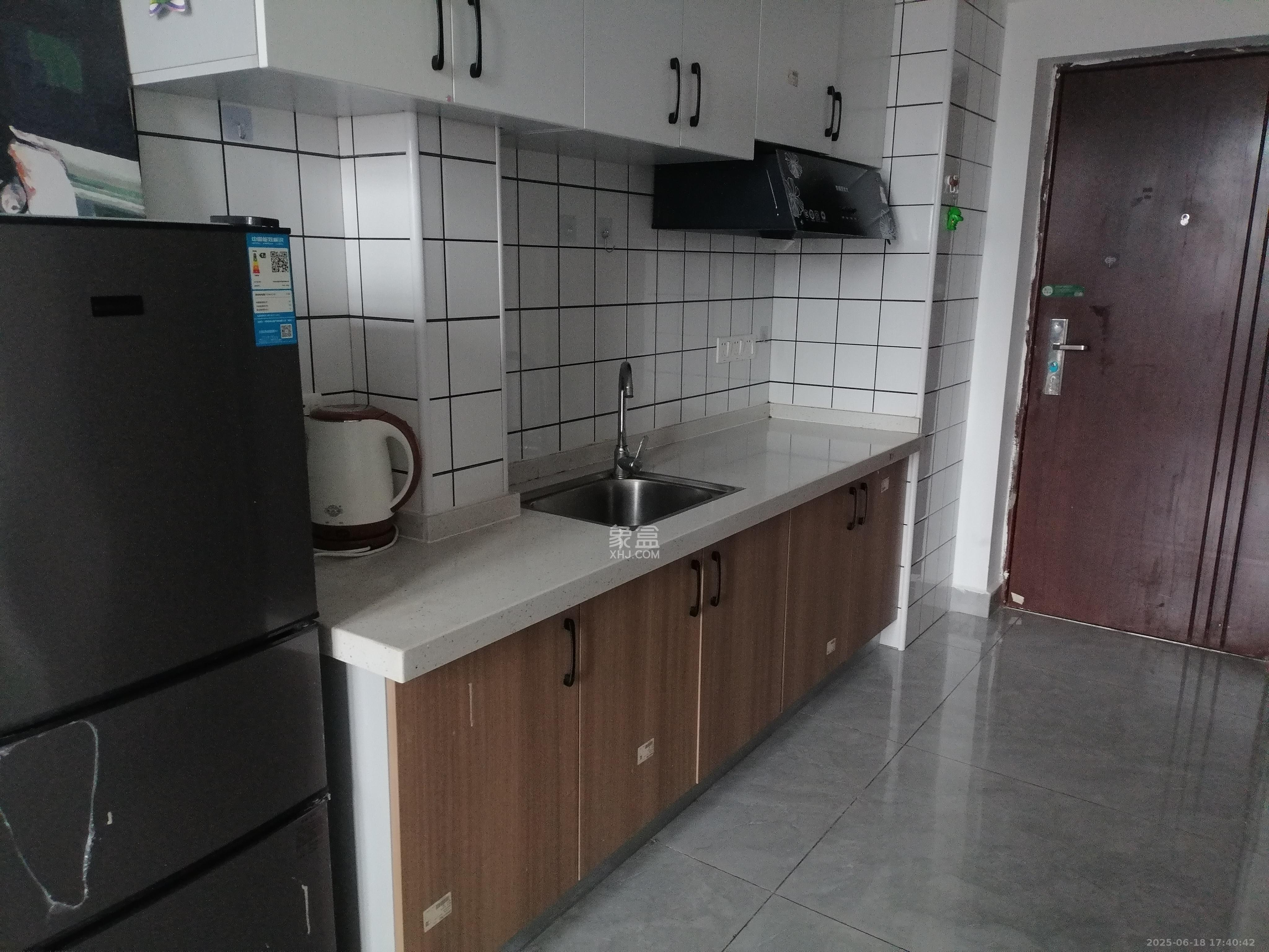 华润置地广场二期 1室1厅1卫 1500.0元/月 华润置地广场二期 1室1厅1卫 1500.0元/月室内图