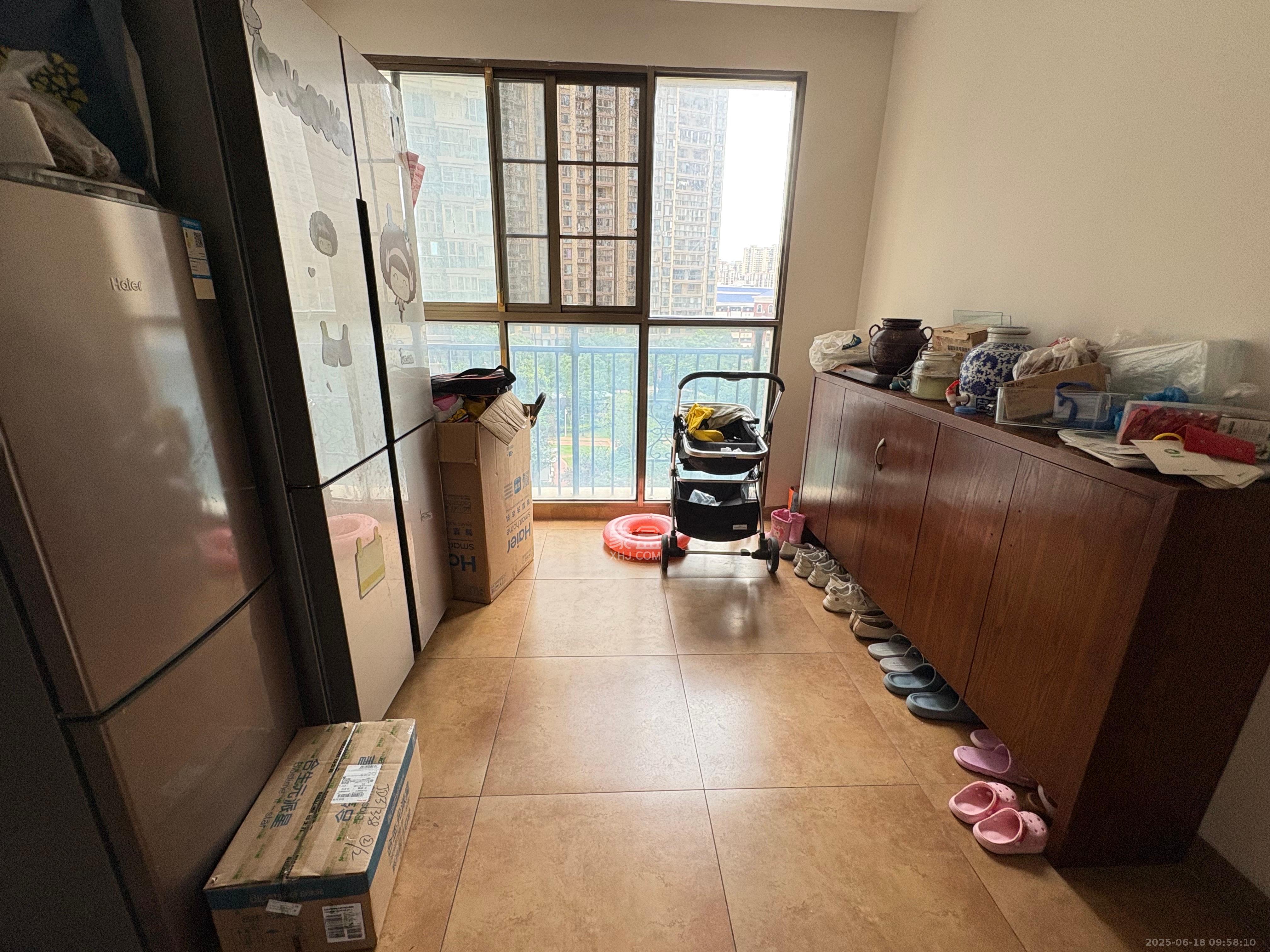 江山帝景雅典 3室2厅2卫 2800.0元/月 江山帝景雅典 3室2厅2卫 2800.0元/月室内图