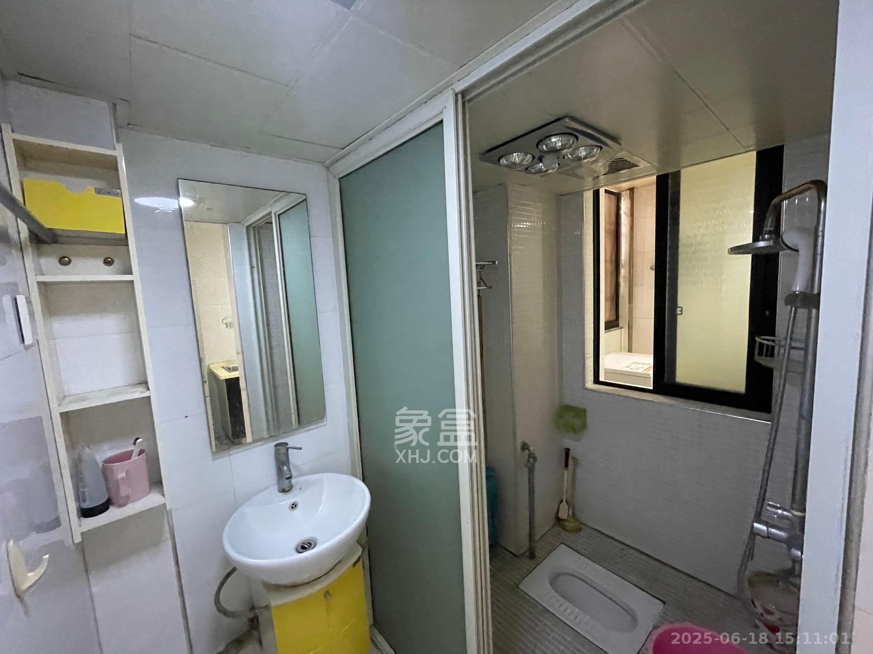 迎新佳苑  1室1厅1卫   2200.00元/月室内图