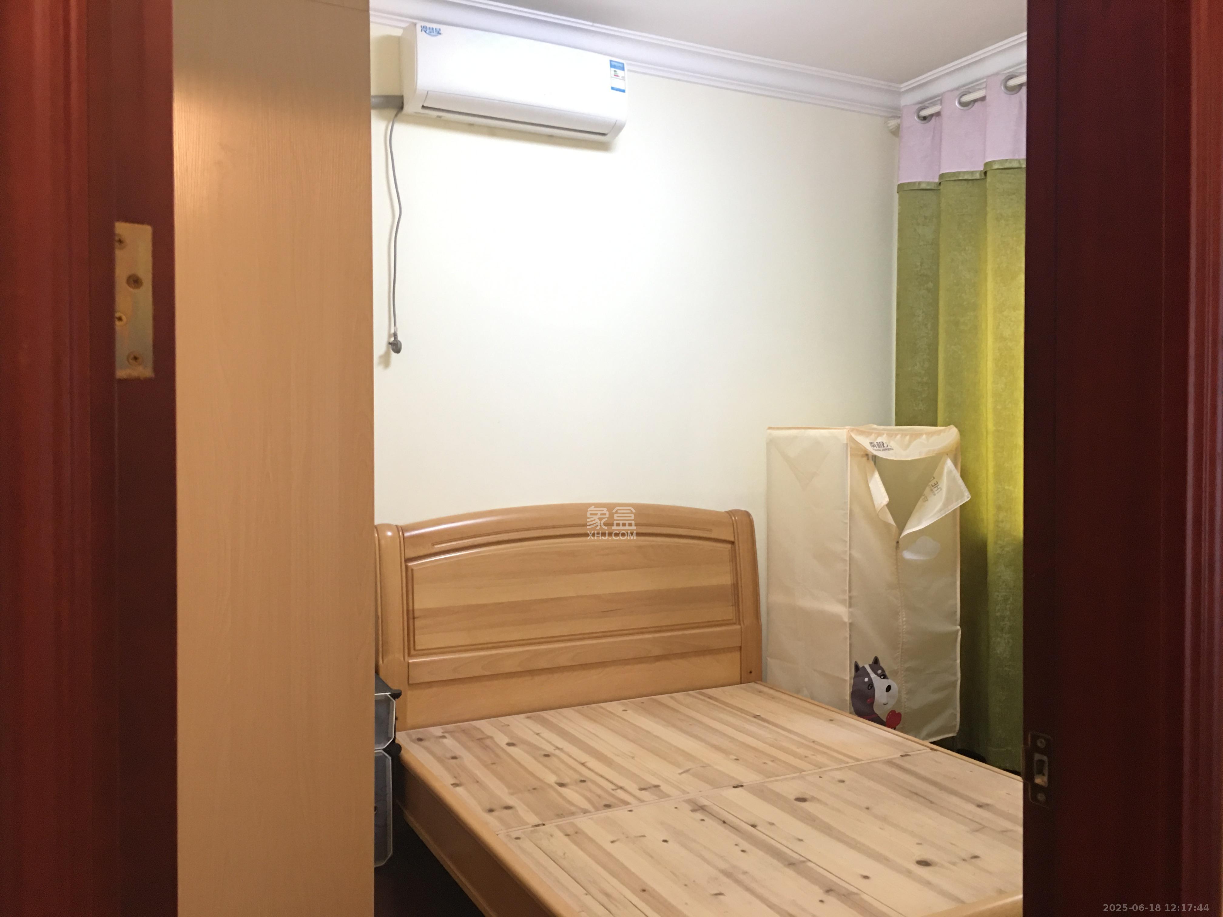 恒大名都  3室2厅2卫   1700.00元/月室内图