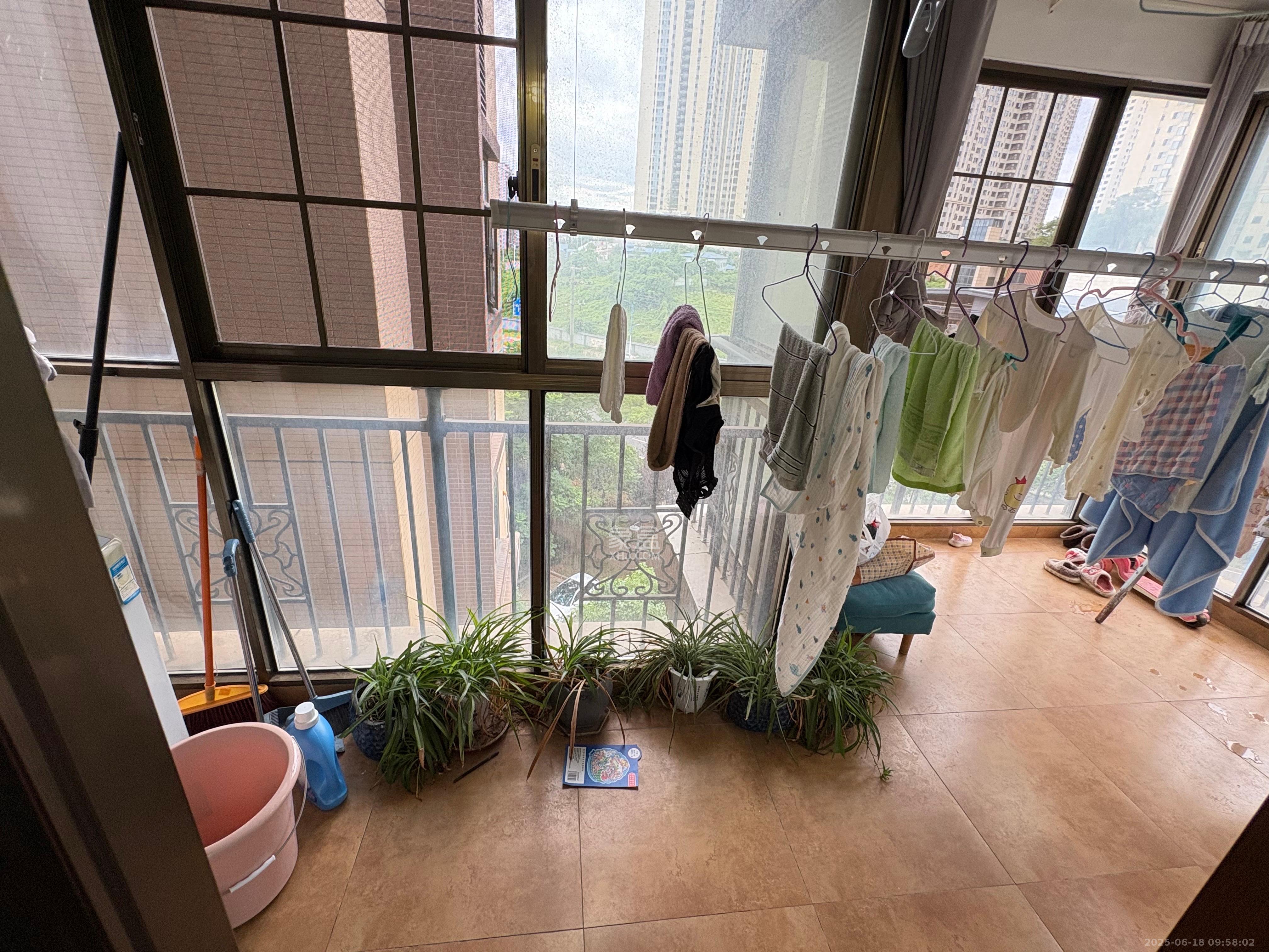 江山帝景雅典 3室2厅2卫 2800.0元/月 江山帝景雅典 3室2厅2卫 2800.0元/月室内图