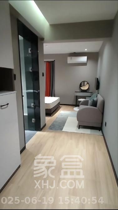 青和上座(上味舫大厦)  1室1厅1卫    2000.0元/月 青和上座(上味舫大厦)  1室1厅1卫    2000.0元/月室内图