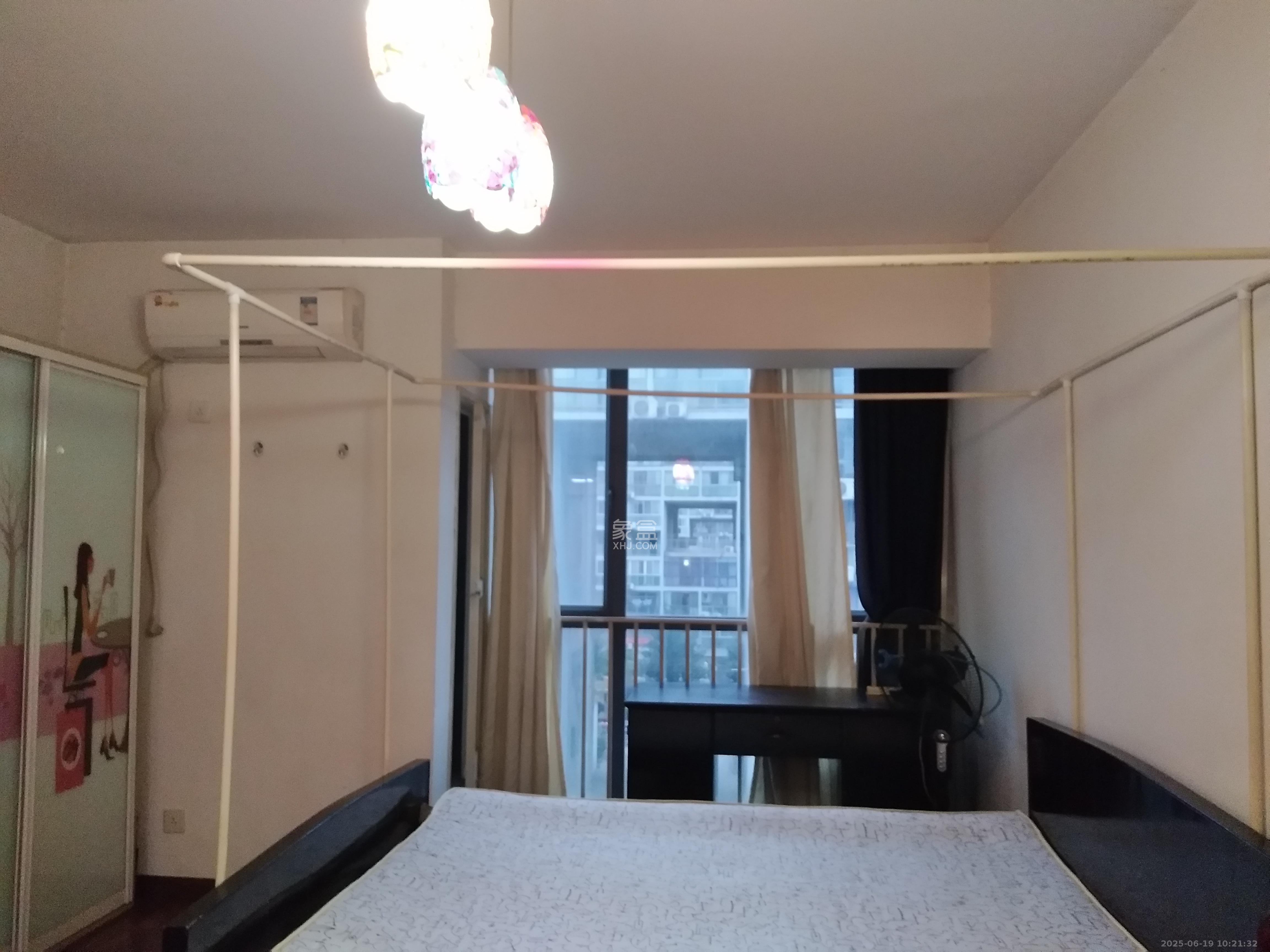 阳光100二期  1室0厅1卫   1100.00元/月室内图