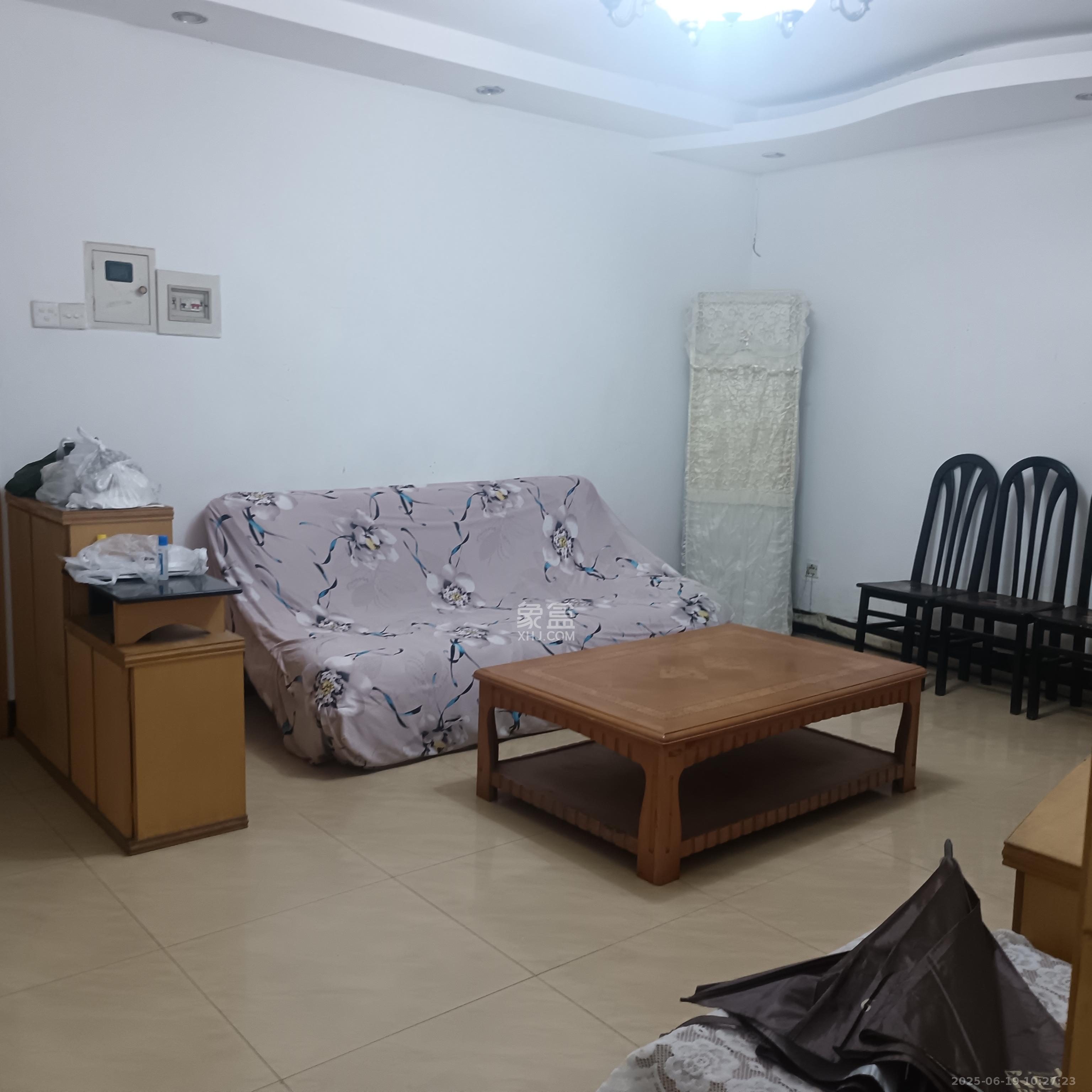 建行芙蓉支行宿舍 2室2厅1卫 2800.0元/月 建行芙蓉支行宿舍 2室2厅1卫 2800.0元/月室内图