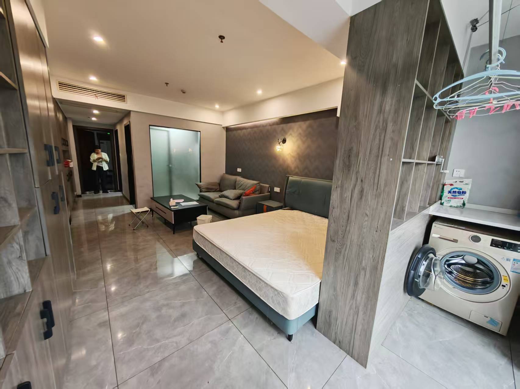 雄森国际 1室1厅1卫 1600.0元/月 雄森国际 1室1厅1卫 1600.0元/月室内图