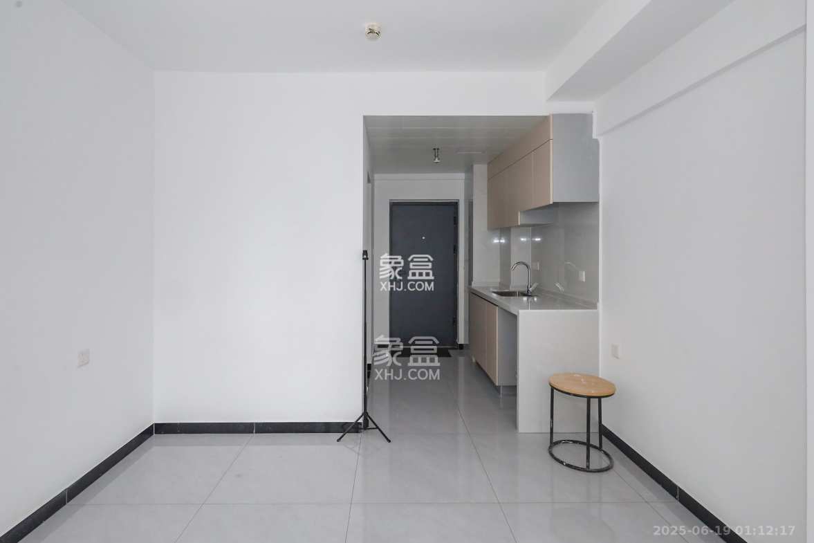 协信星澜汇  1室0厅0卫    24.8万 协信星澜汇  1室0厅0卫    24.8万其他