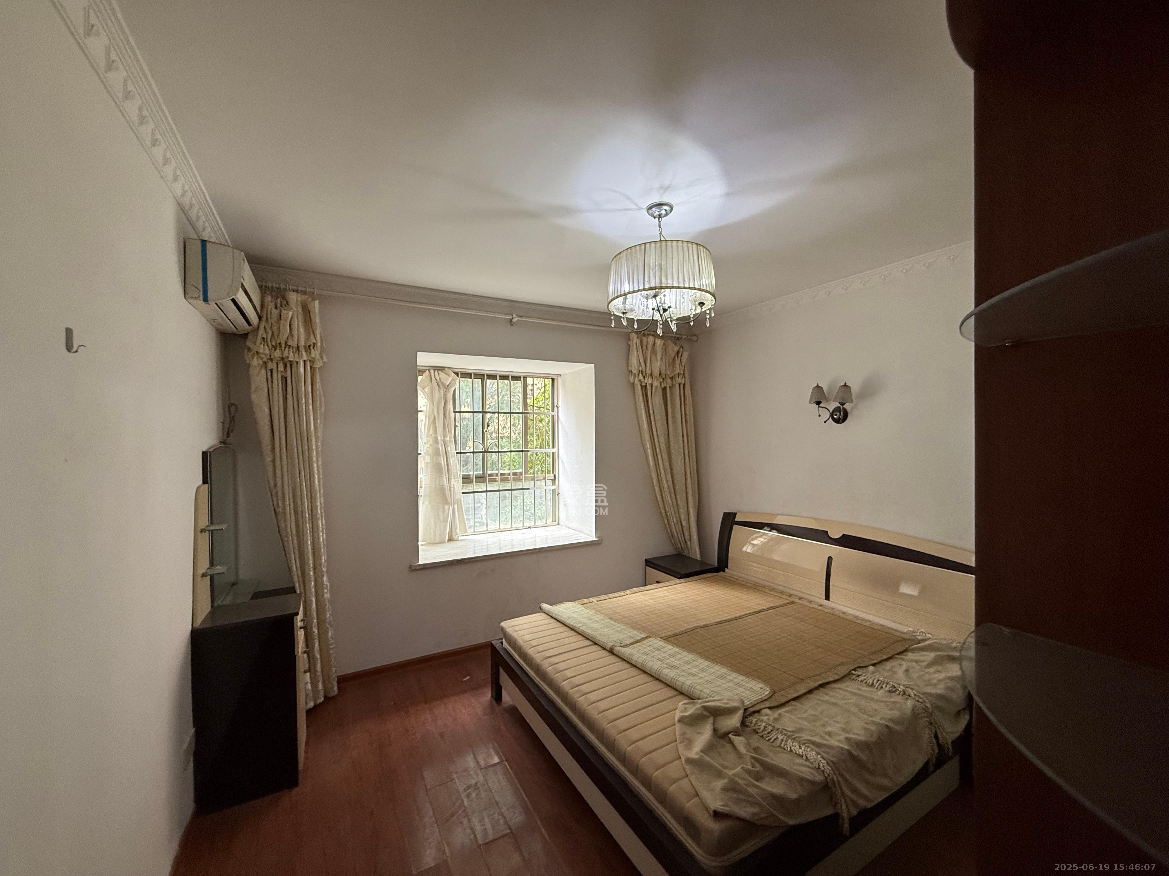 锦湘国际星城二期（锦雅苑）  3室2厅1卫    2380.0元/月室内图