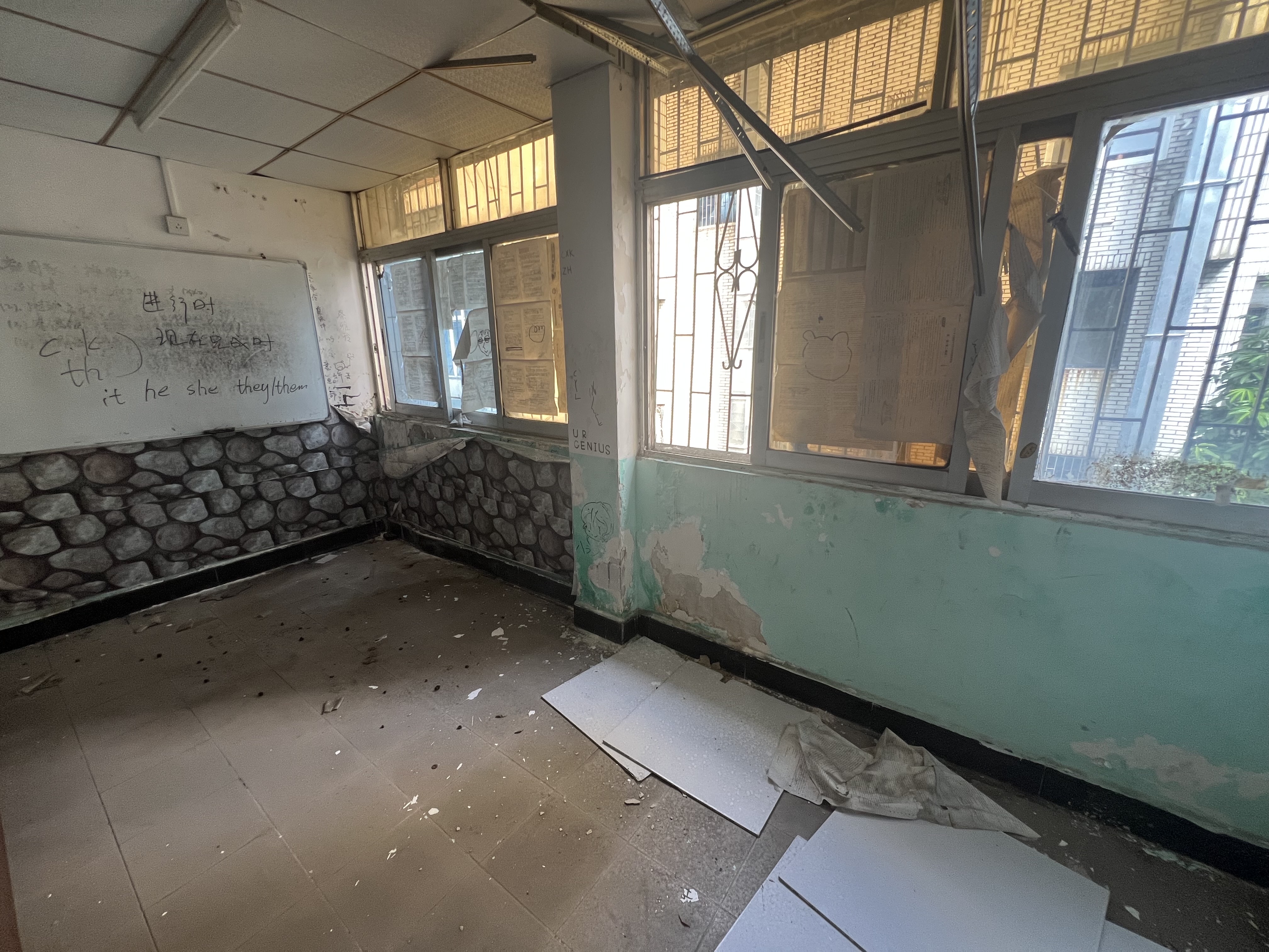 九都大厦 12室2厅3卫 25000.0元/月 九都大厦 12室2厅3卫 25000.0元/月室内图