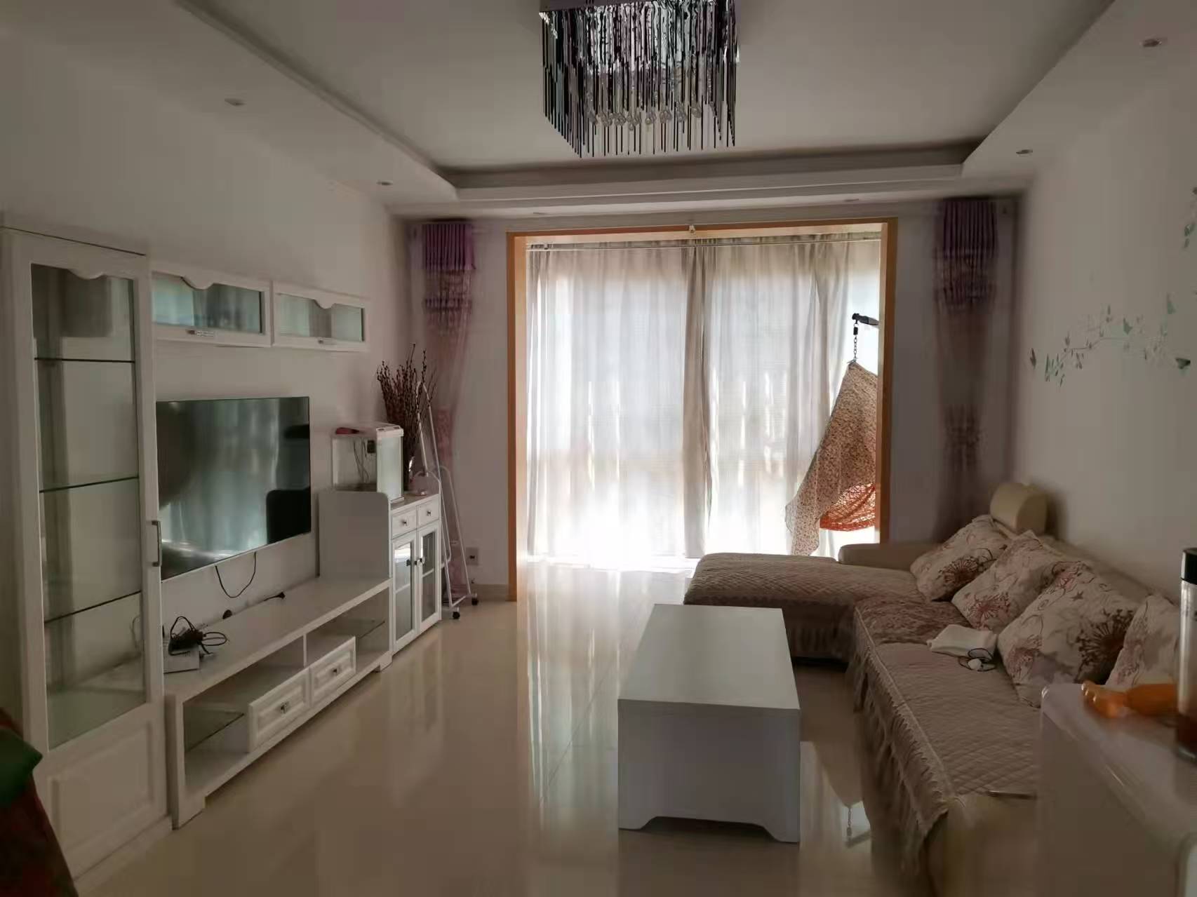 幸福里 3室2厅2卫 1200.0元/月 幸福里 3室2厅2卫 1200.0元/月室内图