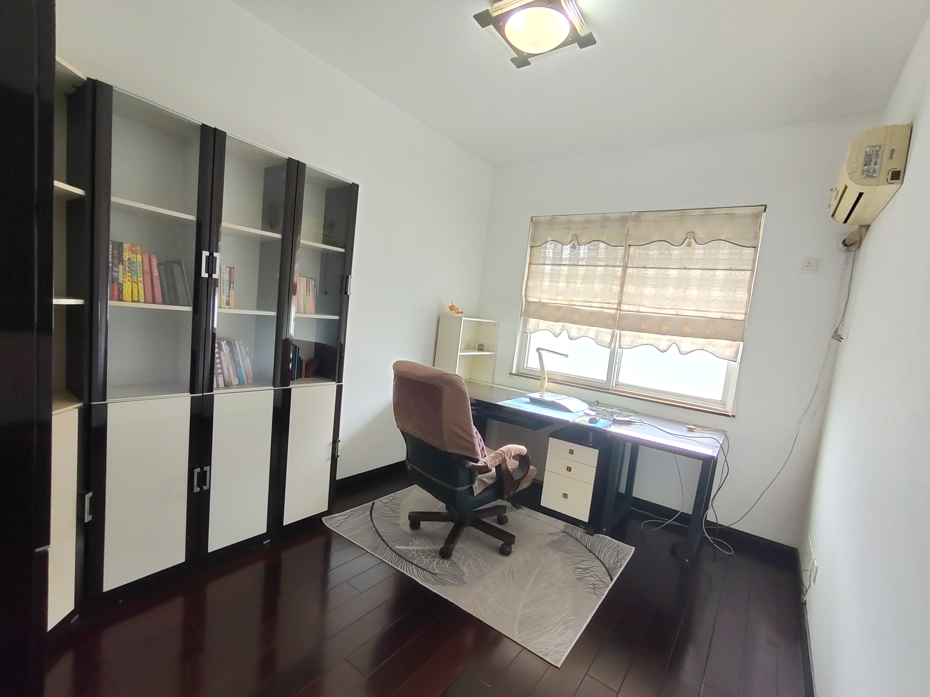 翡翠园 4室2厅2卫 38.0万 翡翠园 4室2厅2卫 38.0万室内图