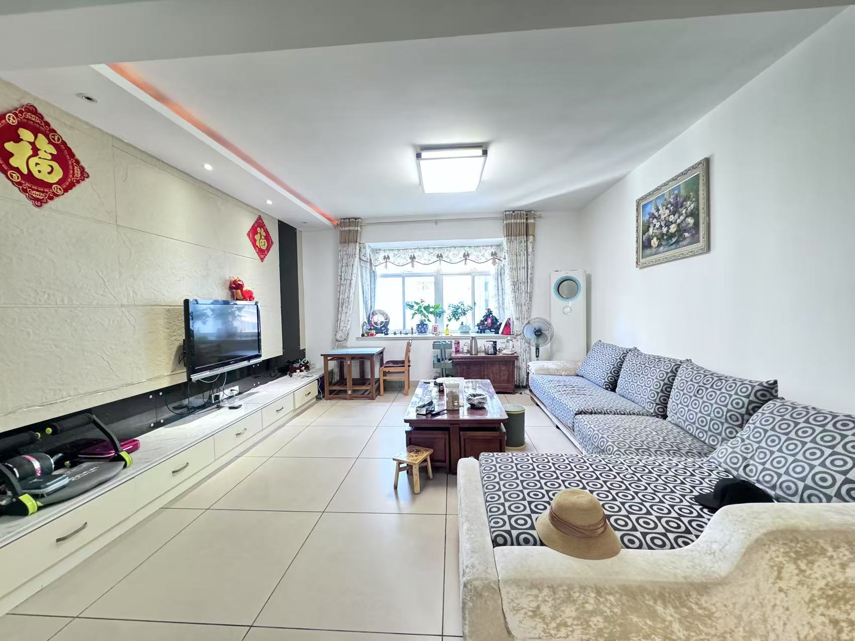 金路大厦  4室2厅2卫    108.0万 金路大厦  4室2厅2卫    108.0万室内图