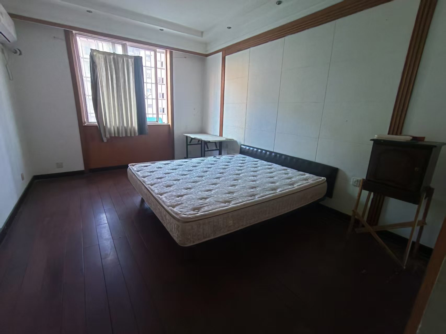 园丁小区 4室2厅2卫 70.0万 园丁小区 4室2厅2卫 70.0万室内图