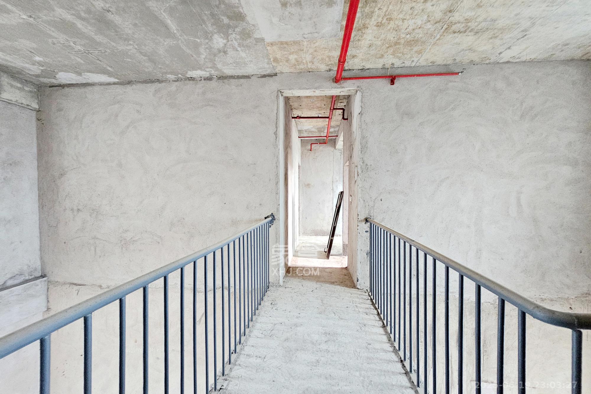 明昇壹城(明昇时代广场)二期  5室2厅3卫    218.0万 明昇壹城(明昇时代广场)二期  5室2厅3卫    218.0万其他