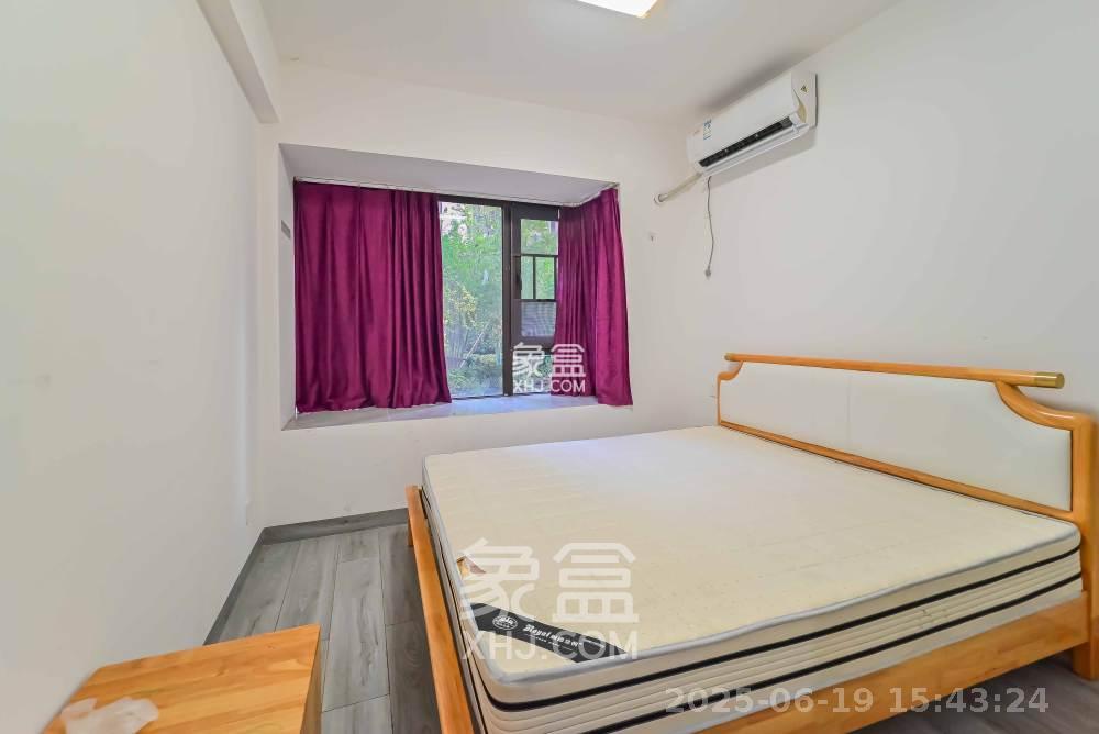 保利大都汇一期、二期 3室2厅2卫 3300.0元/月 保利大都汇一期、二期 3室2厅2卫 3300.0元/月室内图