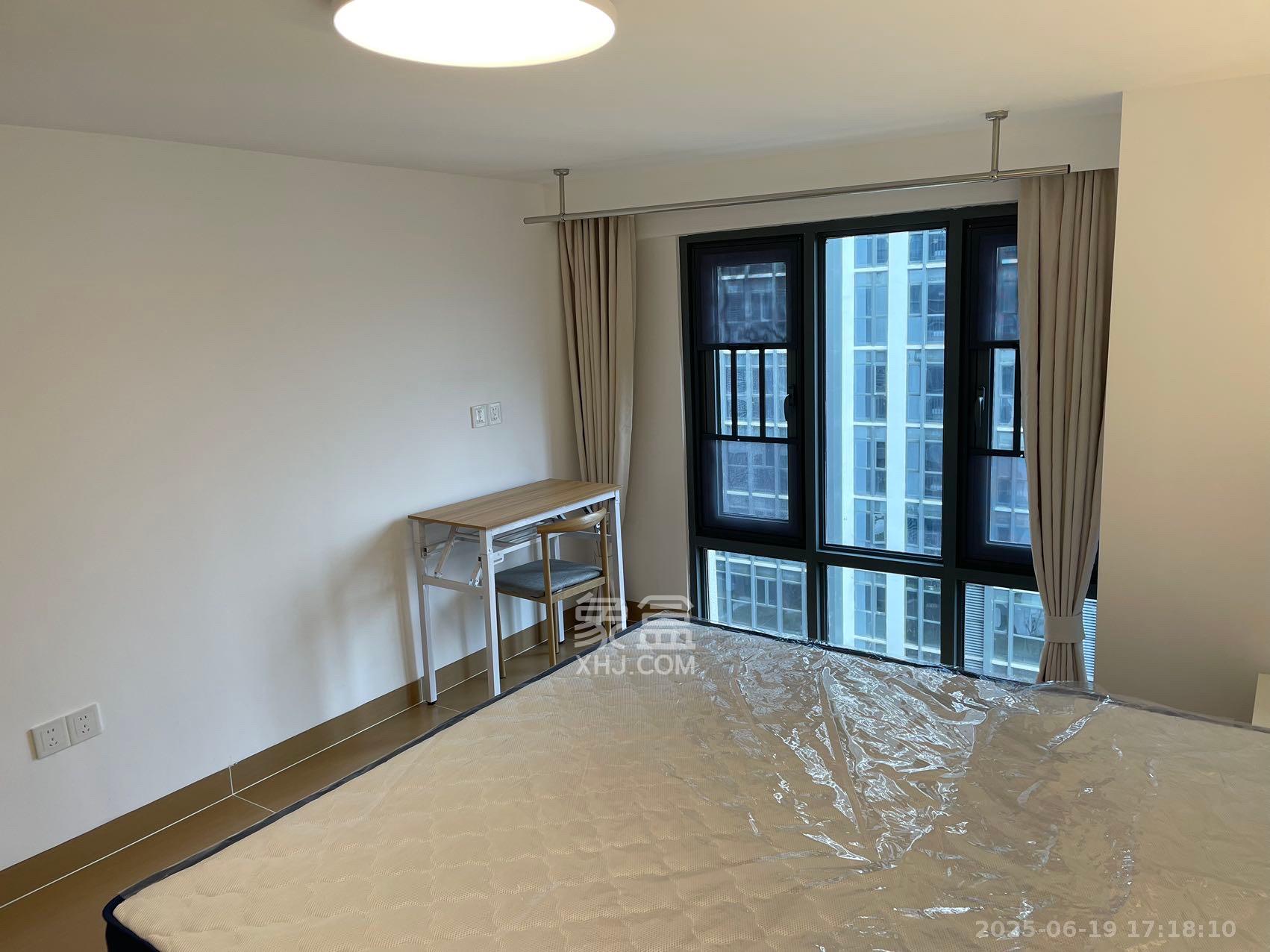 清控湖山雅居北区 2室2厅1卫 1800.0元/月 清控湖山雅居北区 2室2厅1卫 1800.0元/月室内图