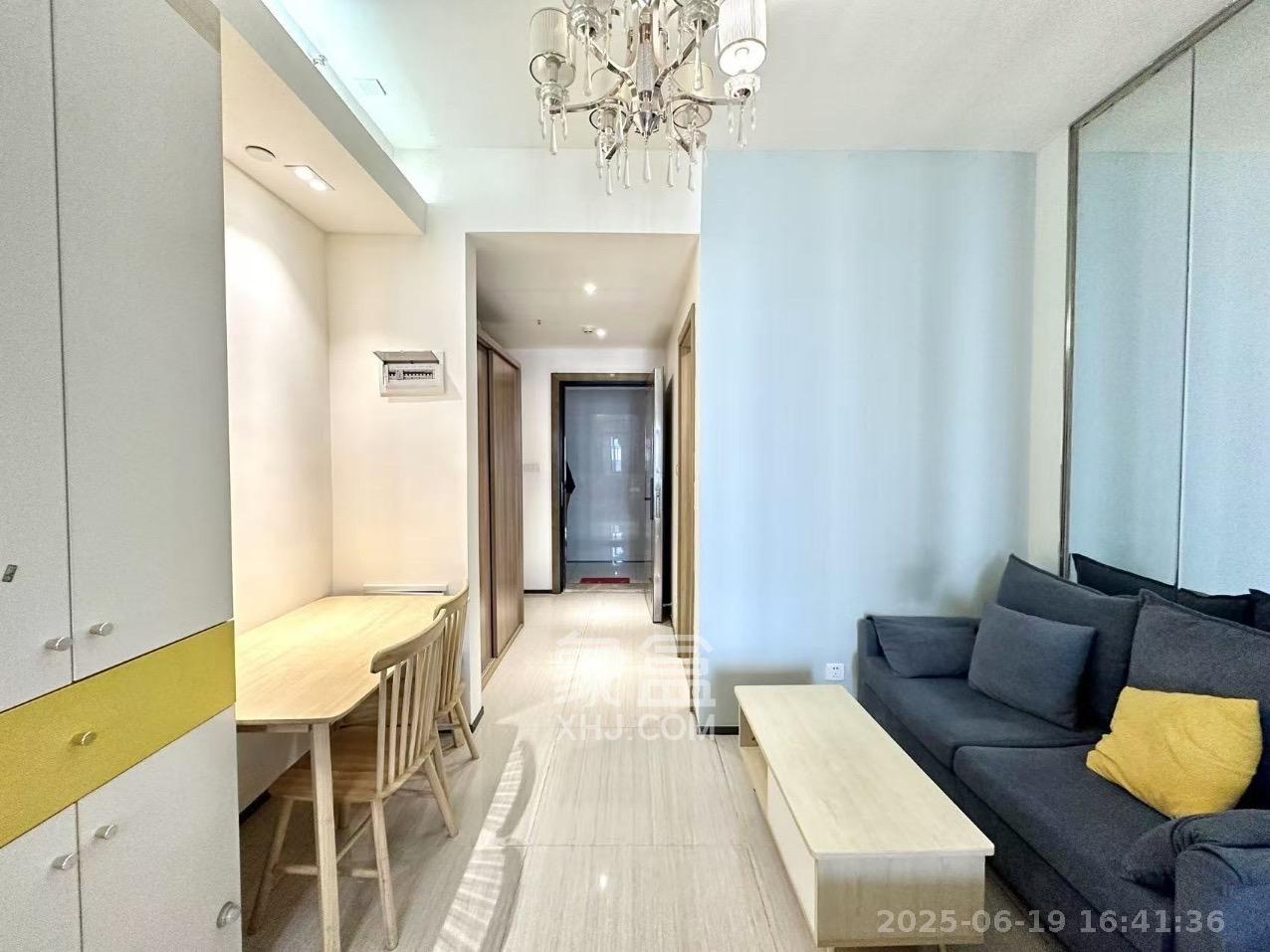 恒大上林苑 1室1厅1卫 1600.0元/月 恒大上林苑 1室1厅1卫 1600.0元/月室内图