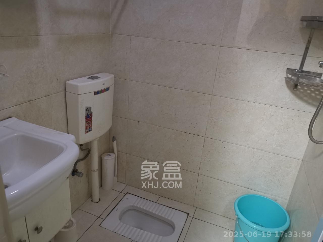 荣悦台  1室1厅1卫    1800.0元/月室内图