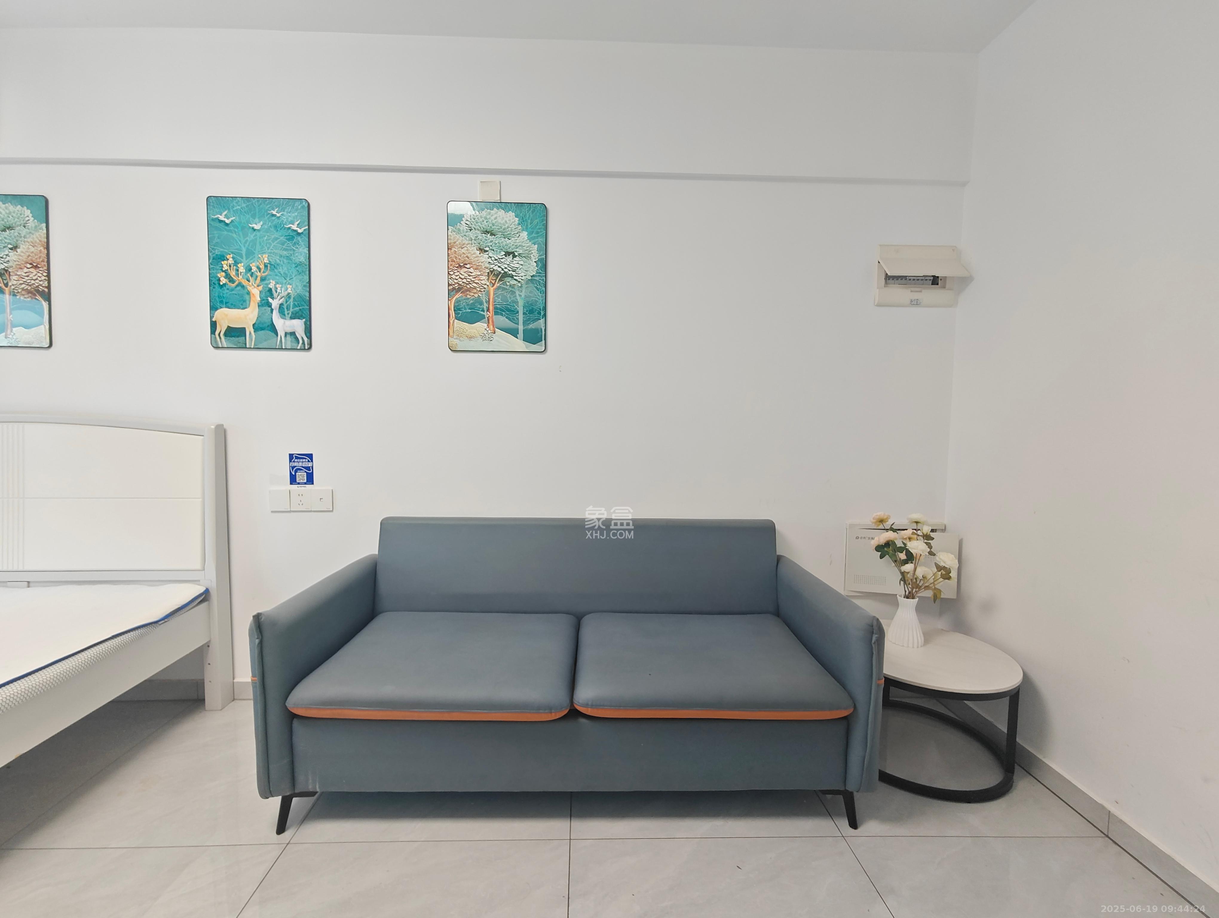 保利天禧EF区  1室0厅0卫    1800.0元/月 保利天禧EF区  1室0厅0卫    1800.0元/月室内图