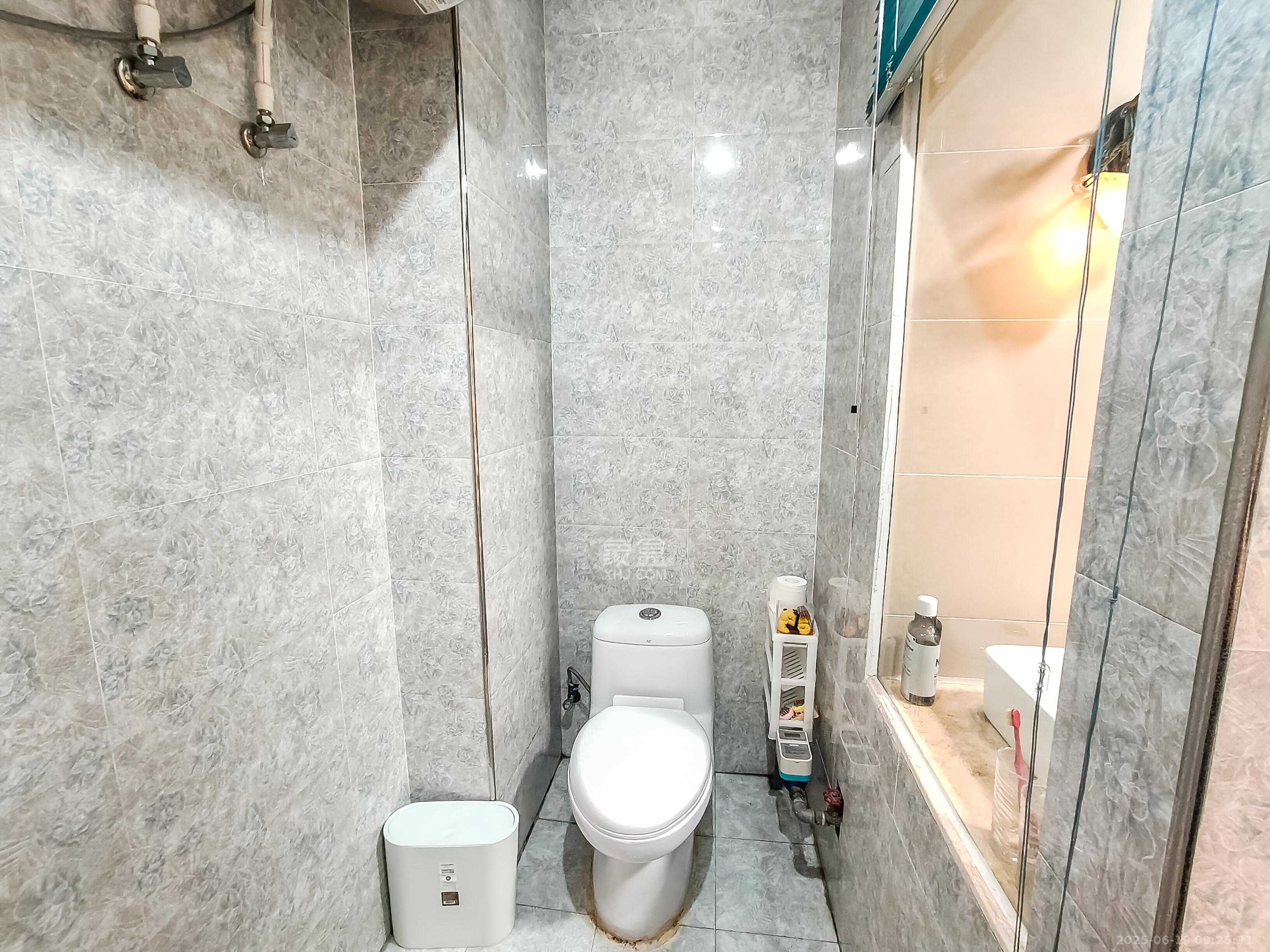 长房时代城 1室1厅1卫 37.8万 长房时代城 1室1厅1卫 37.8万卫生间