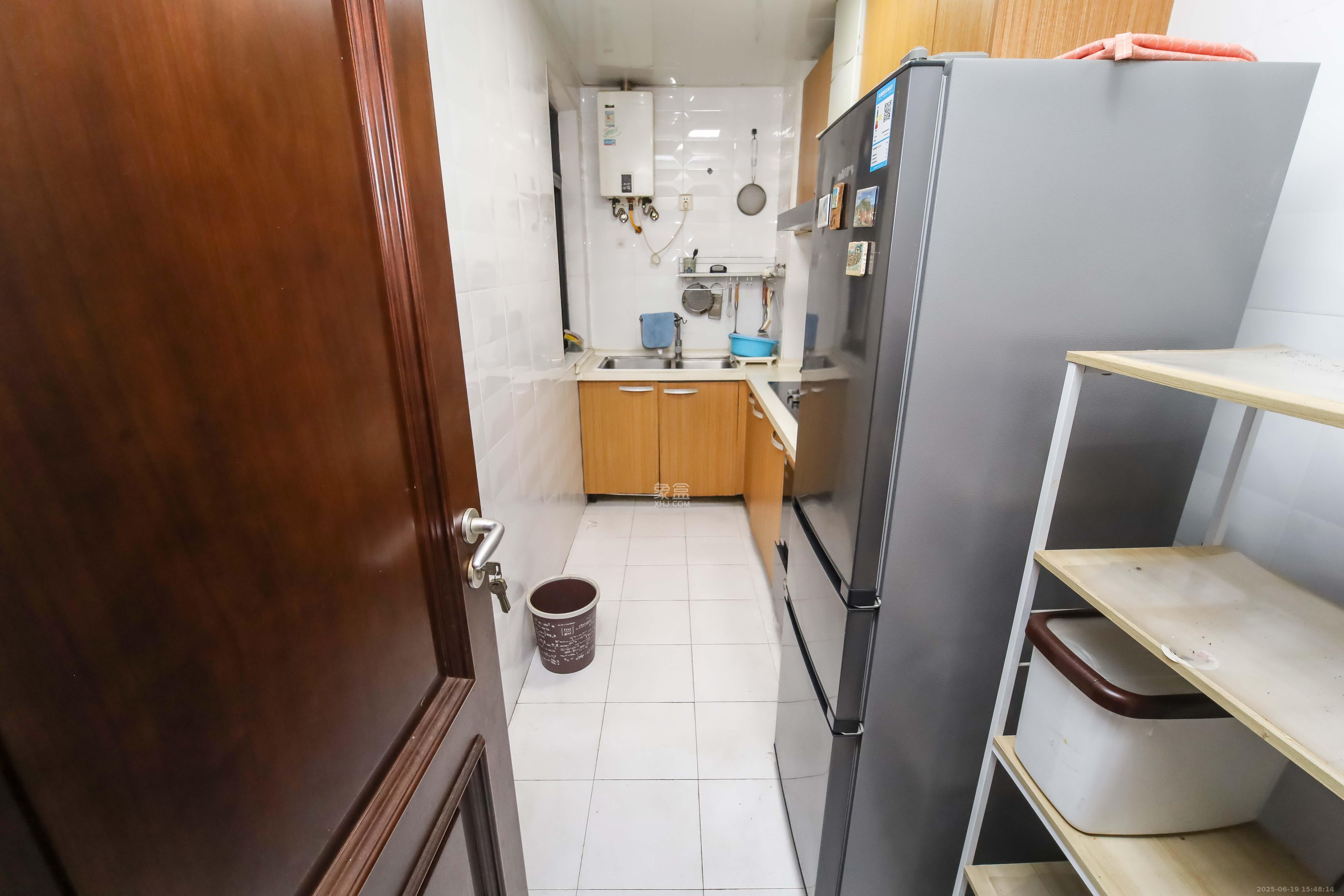 华城广场 2室2厅1卫 72.6万 华城广场 2室2厅1卫 72.6万厨房