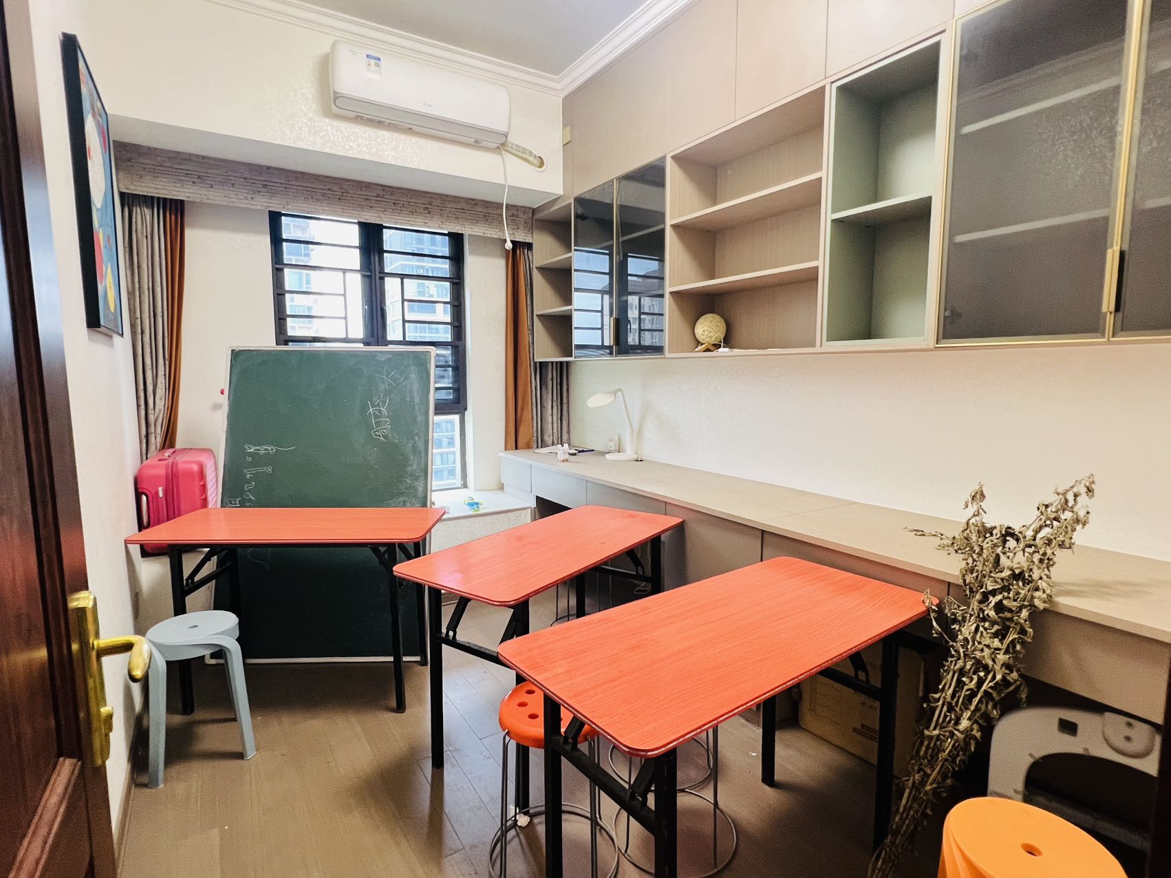 碧桂园 5室2厅3卫 210.0万 碧桂园 5室2厅3卫 210.0万室内图