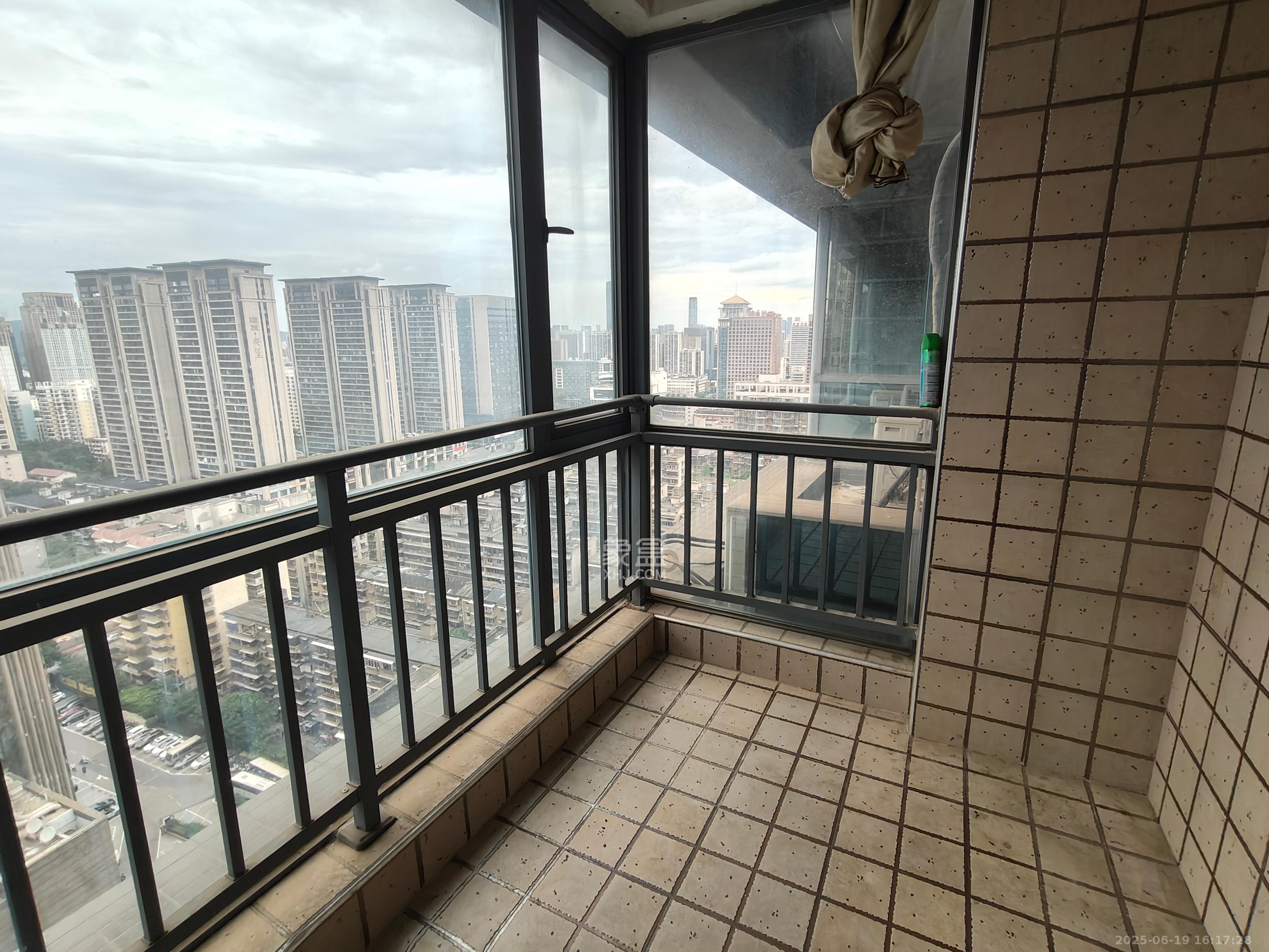 万博汇  1室1厅1卫   1600.00元/月室内图