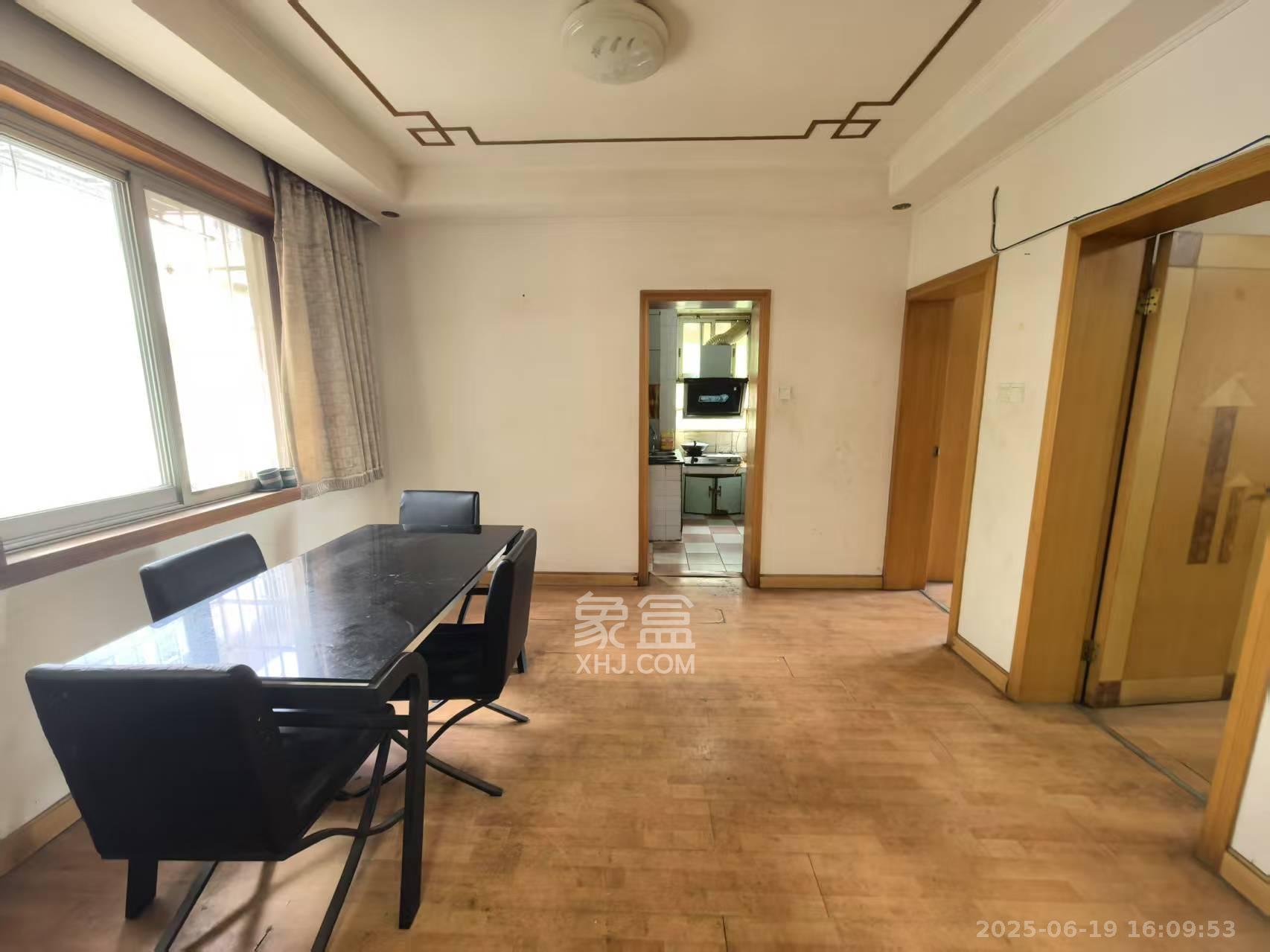 南园小区 3室2厅1卫 1200.0元/月 南园小区 3室2厅1卫 1200.0元/月室内图