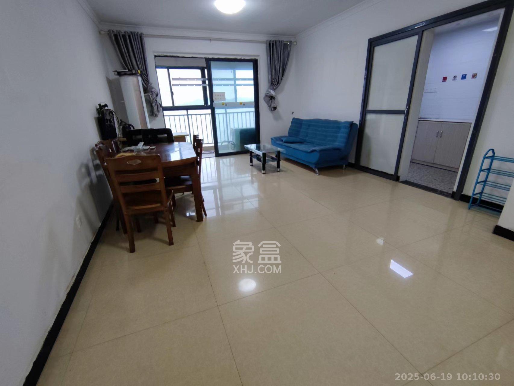 邦盛水岸御园 4室2厅2卫 2400.0元/月 邦盛水岸御园 4室2厅2卫 2400.0元/月室内图