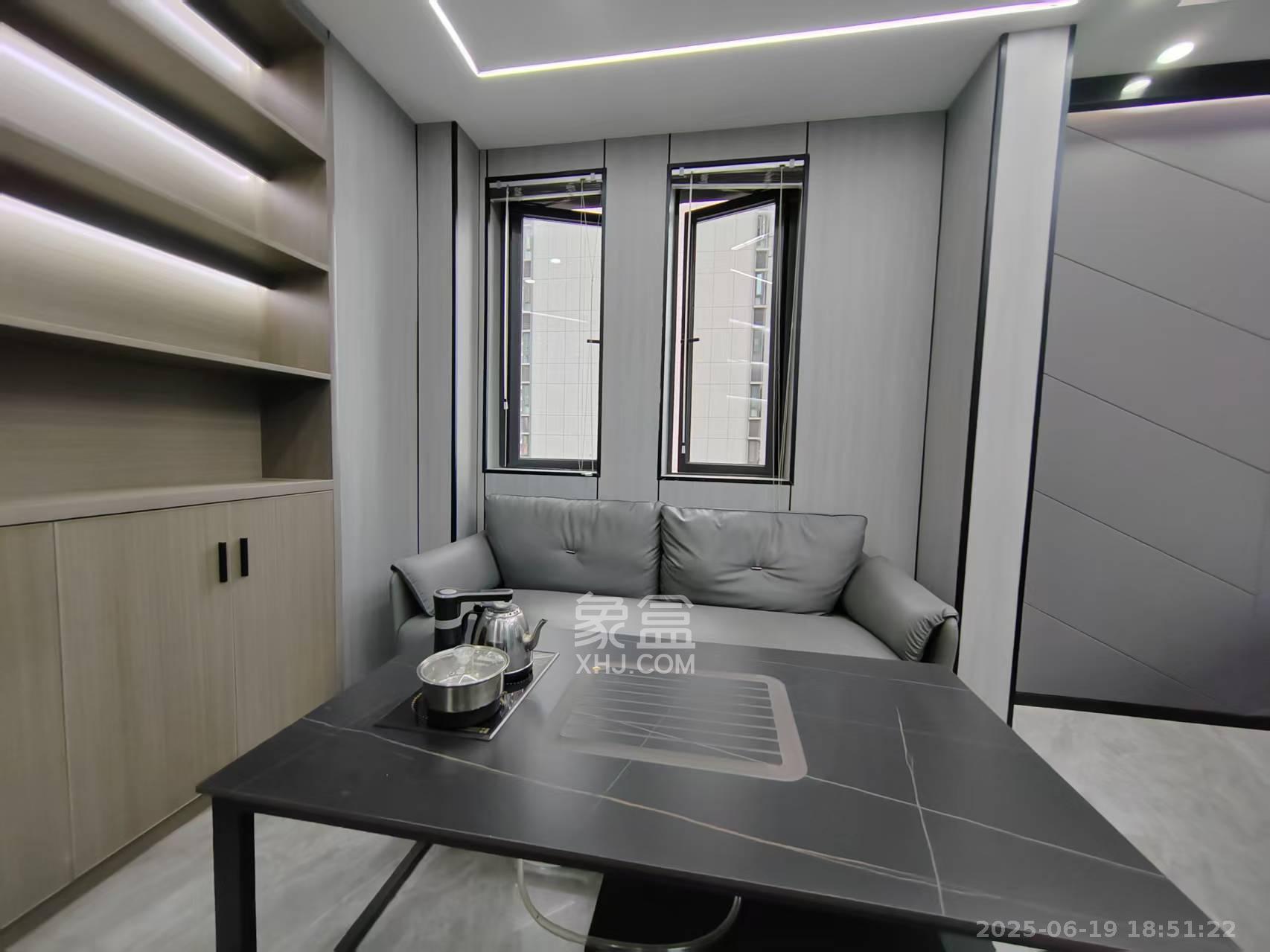 龙湖铂金岛 1室1厅1卫 3800.00元/月 龙湖铂金岛 1室1厅1卫 3800.00元/月室内图