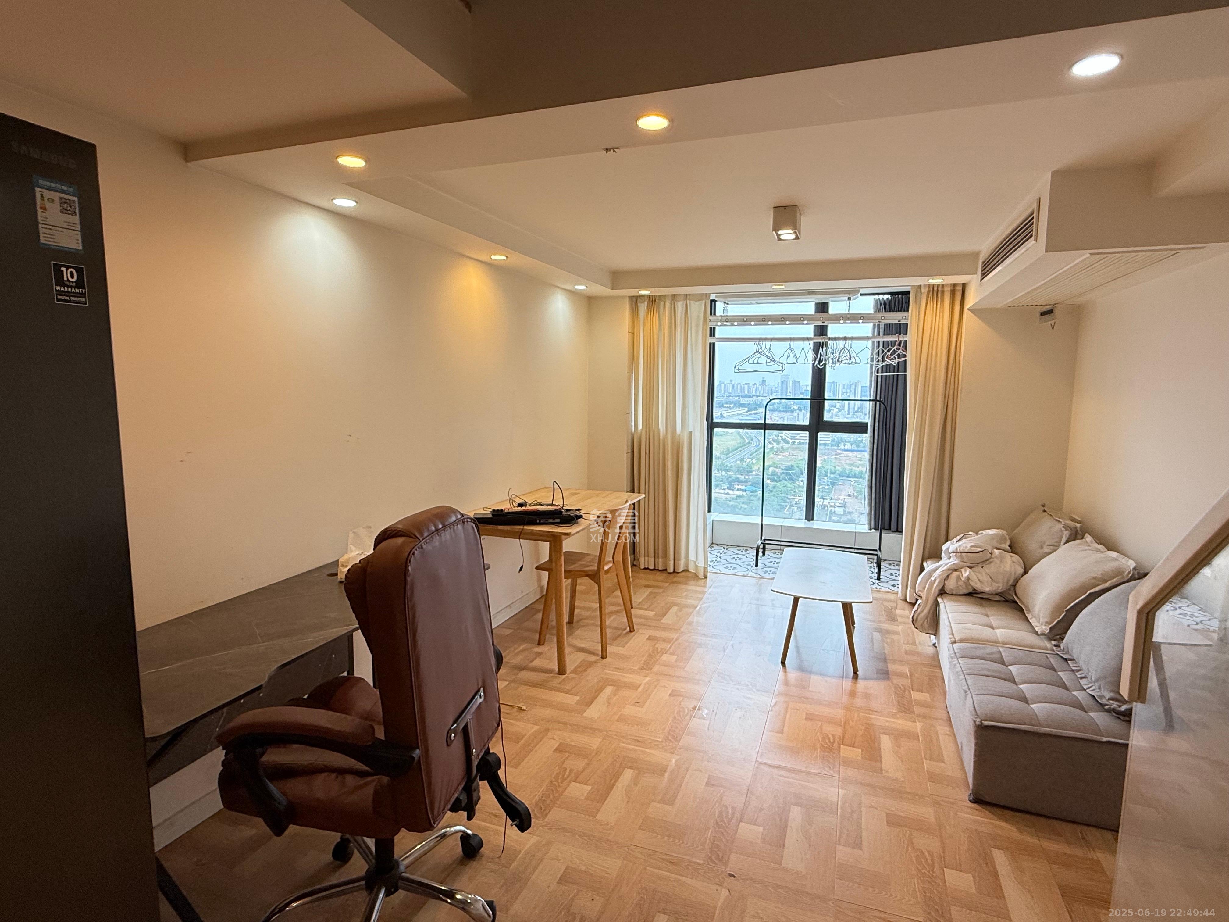 海伦春天 2室1厅1卫 1900.0元/月 海伦春天 2室1厅1卫 1900.0元/月室内图