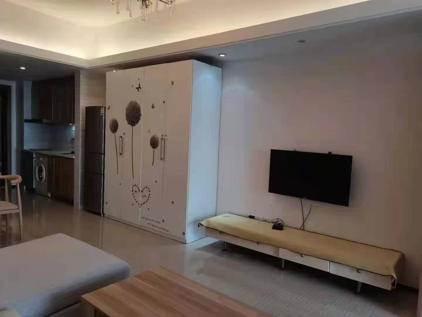 恒大外滩  1室1厅1卫   2100.00元/月室内图