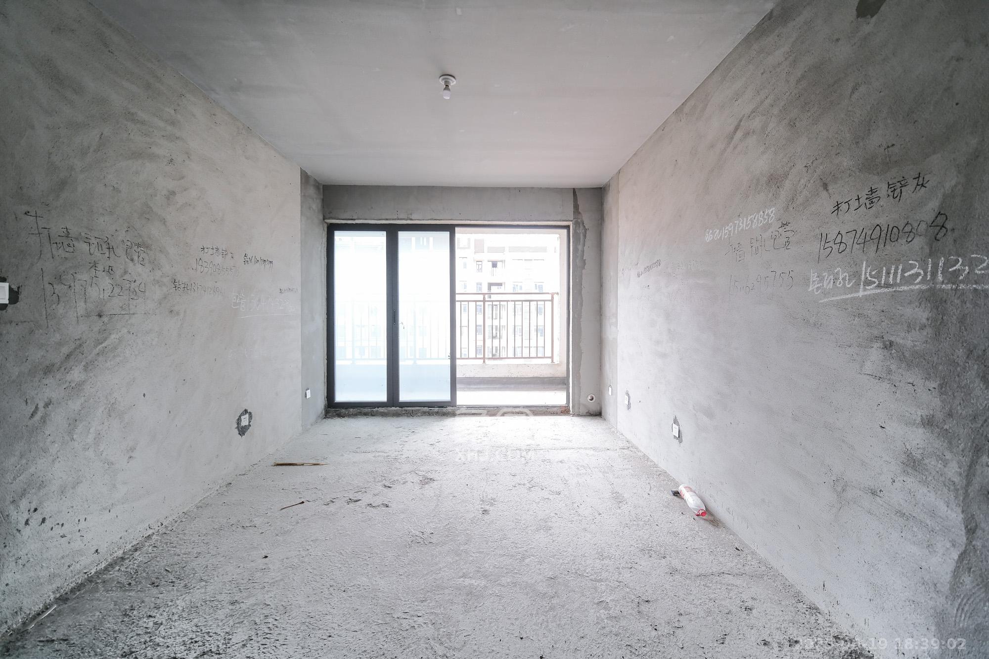 星雅美辰  3室2厅2卫    72.8万 星雅美辰  3室2厅2卫    72.8万