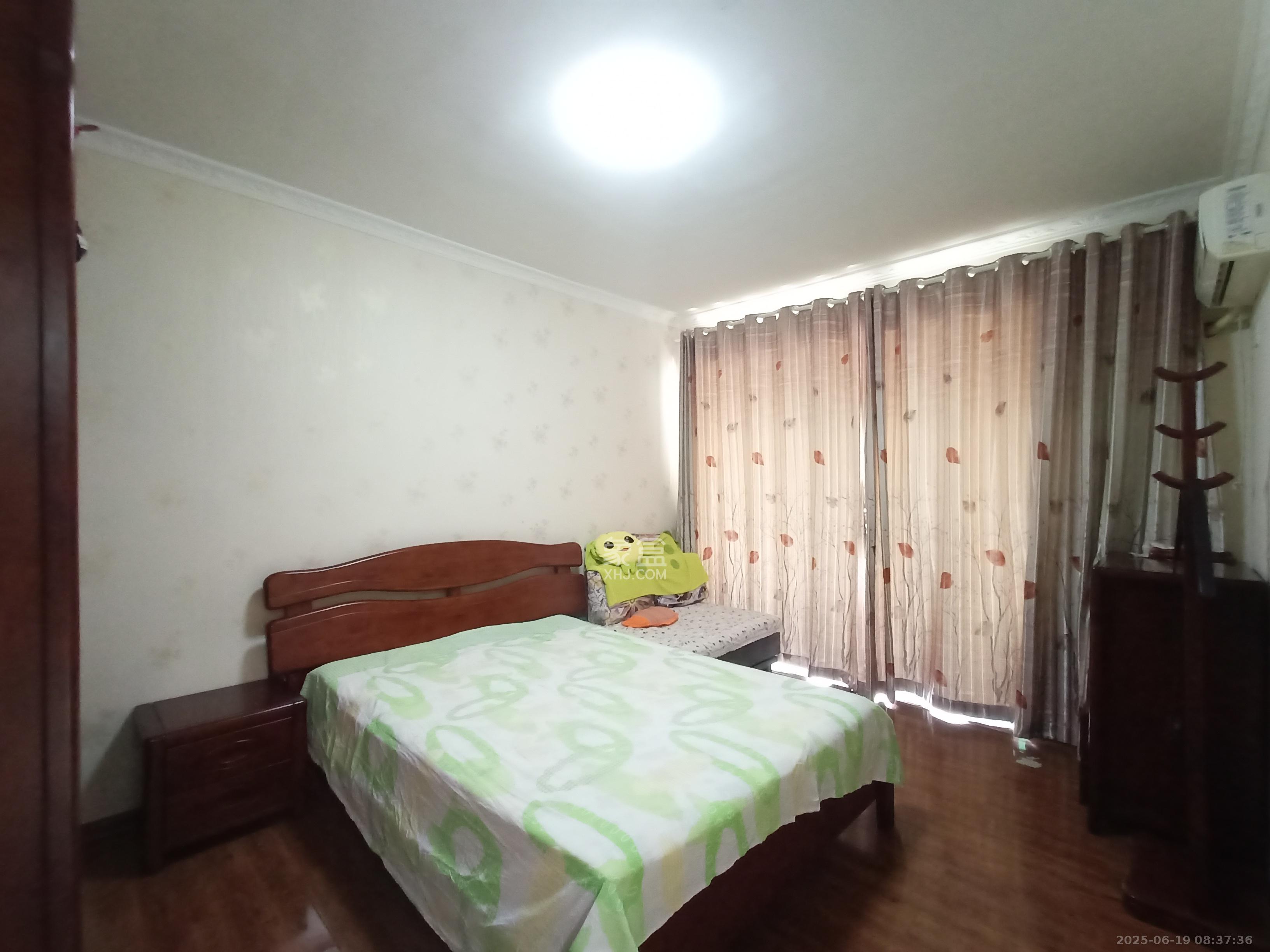 长房时代城 2室2厅1卫 2800.0元/月 长房时代城 2室2厅1卫 2800.0元/月室内图