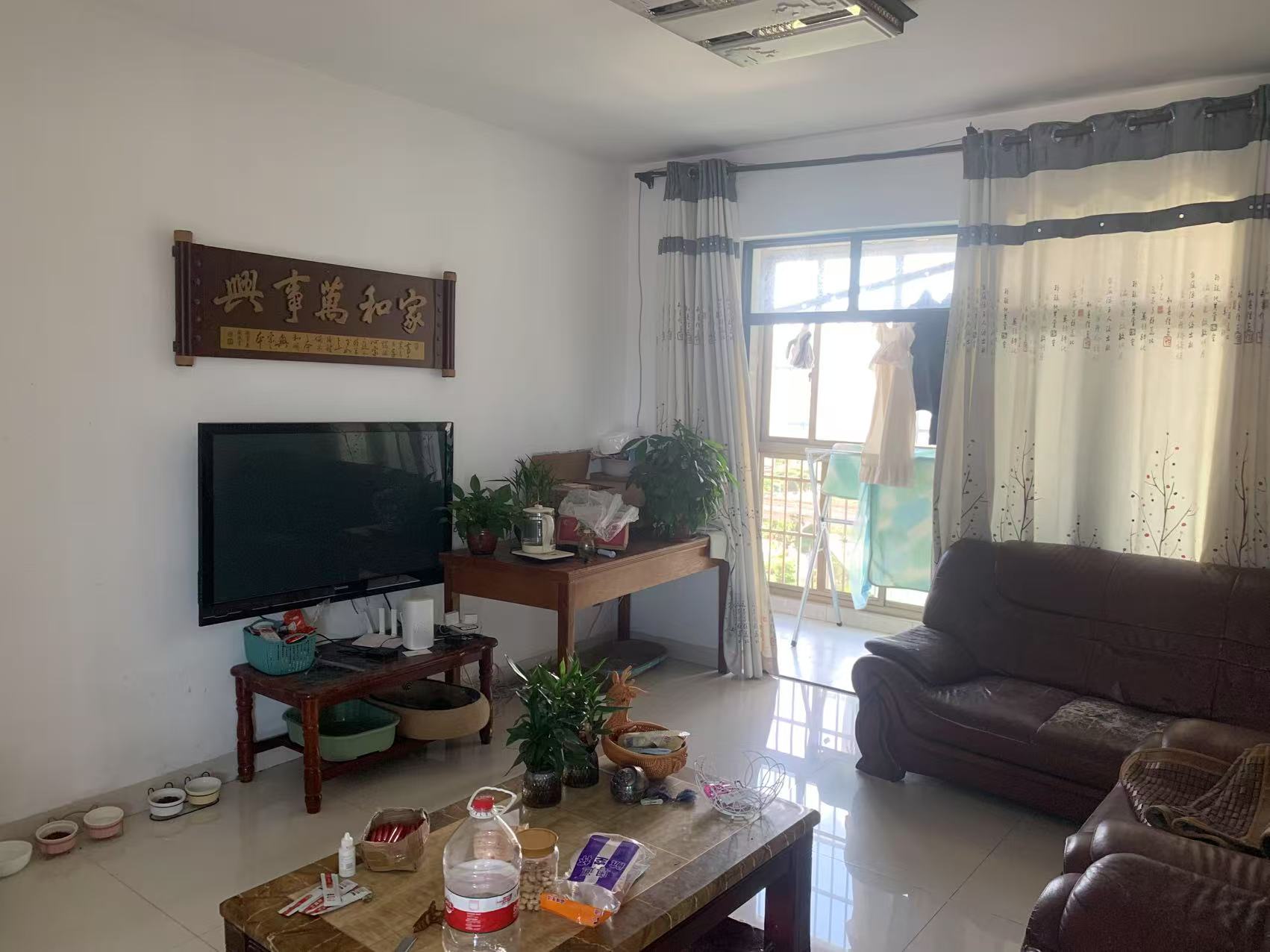 西城一号 3室2厅2卫 2300.0元/月 西城一号 3室2厅2卫 2300.0元/月室内图