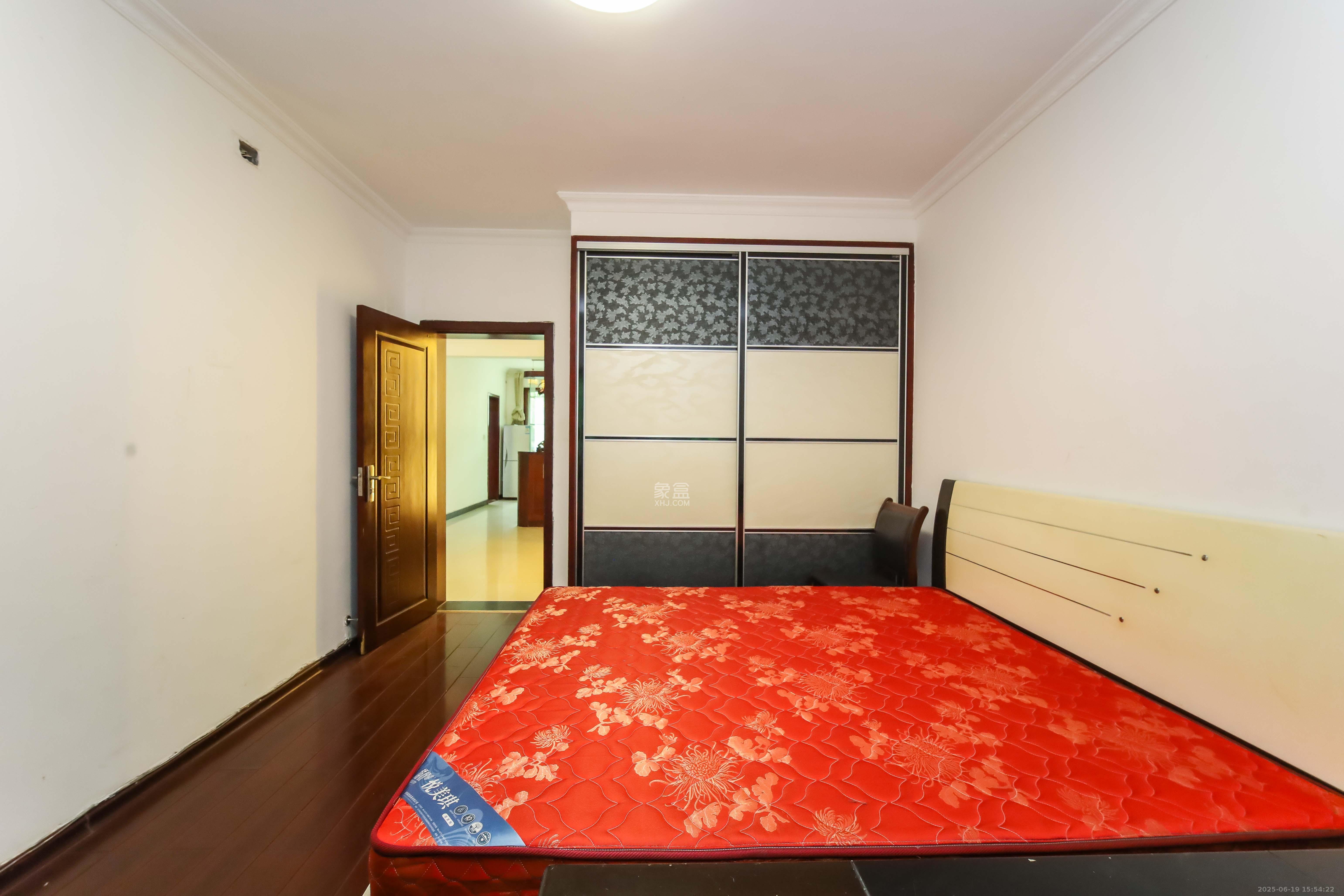 马王堆陶瓷建材新城 2室2厅1卫 51.8万 马王堆陶瓷建材新城 2室2厅1卫 51.8万卧室