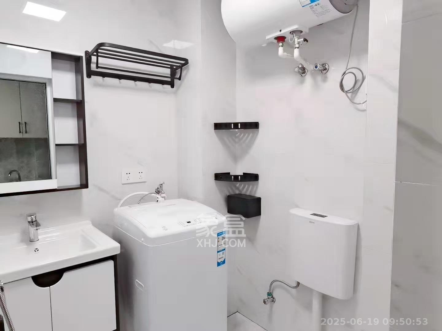 裕天国际商汇中心 1室0厅0卫 1400.0元/月 裕天国际商汇中心 1室0厅0卫 1400.0元/月室内图