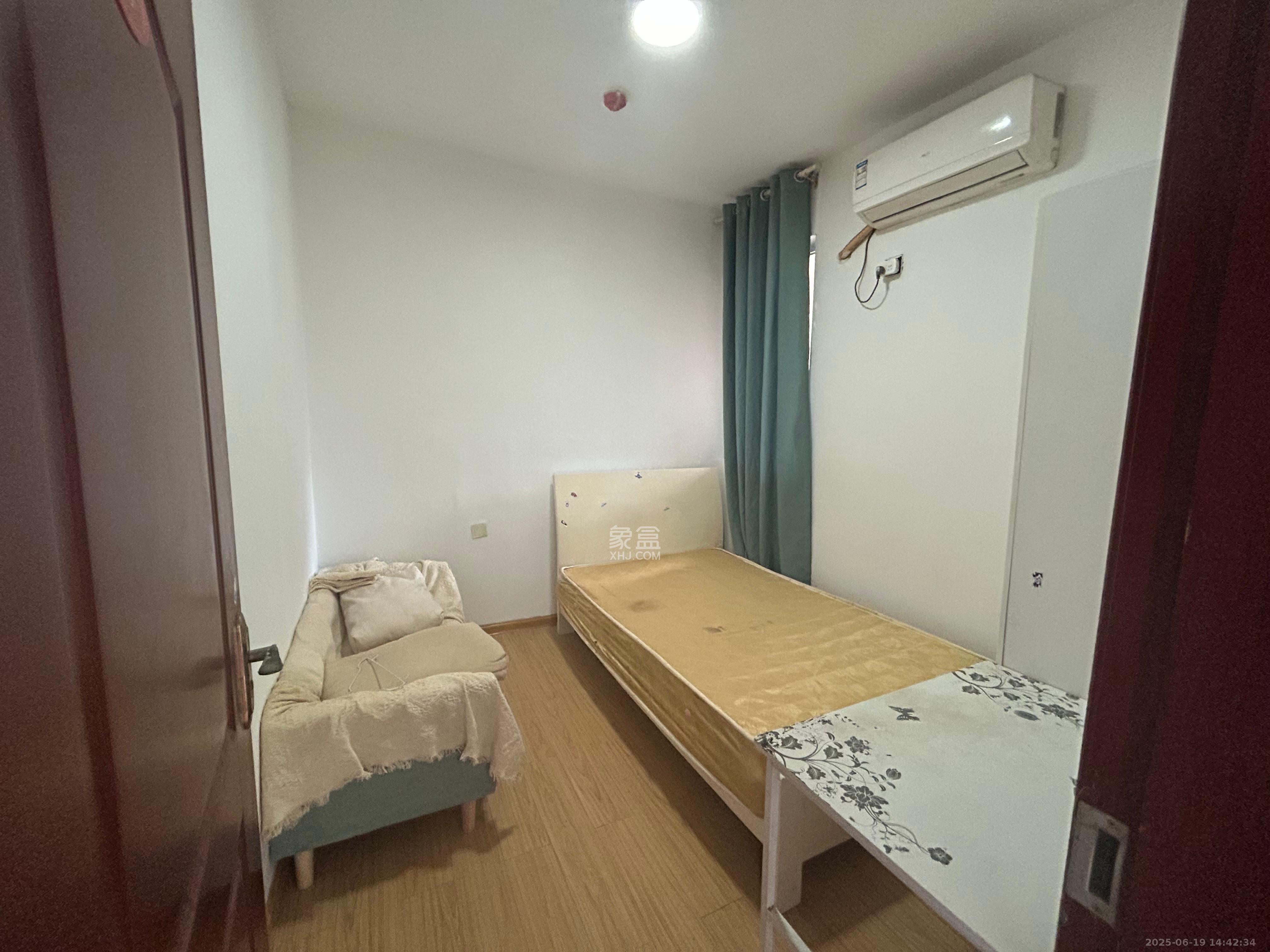 北辰三角洲E6区 4室2厅2卫 4500.0元/月 北辰三角洲E6区 4室2厅2卫 4500.0元/月室内图