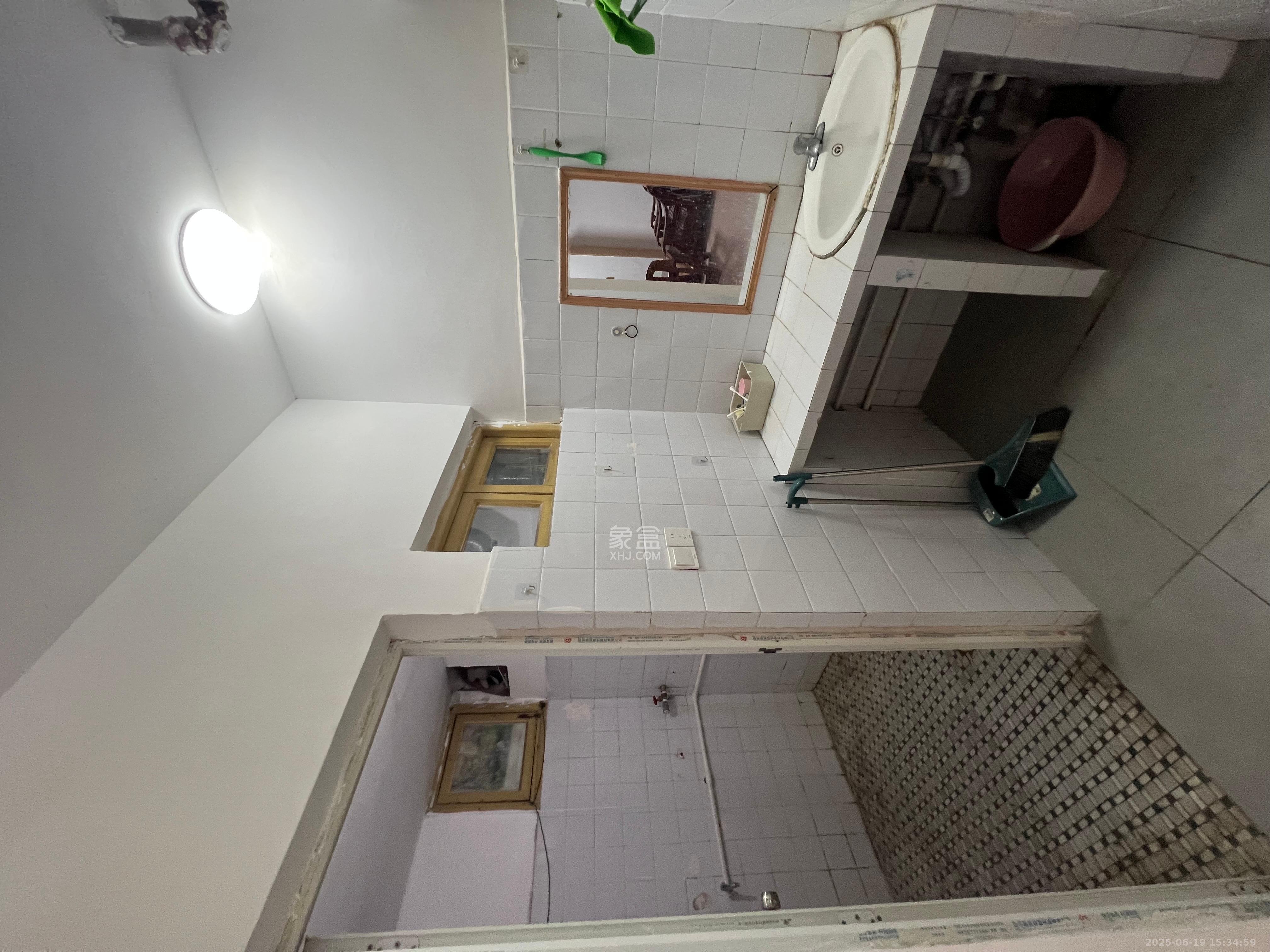 省建苑小区  2室1厅1卫    2000.0元/月室内图