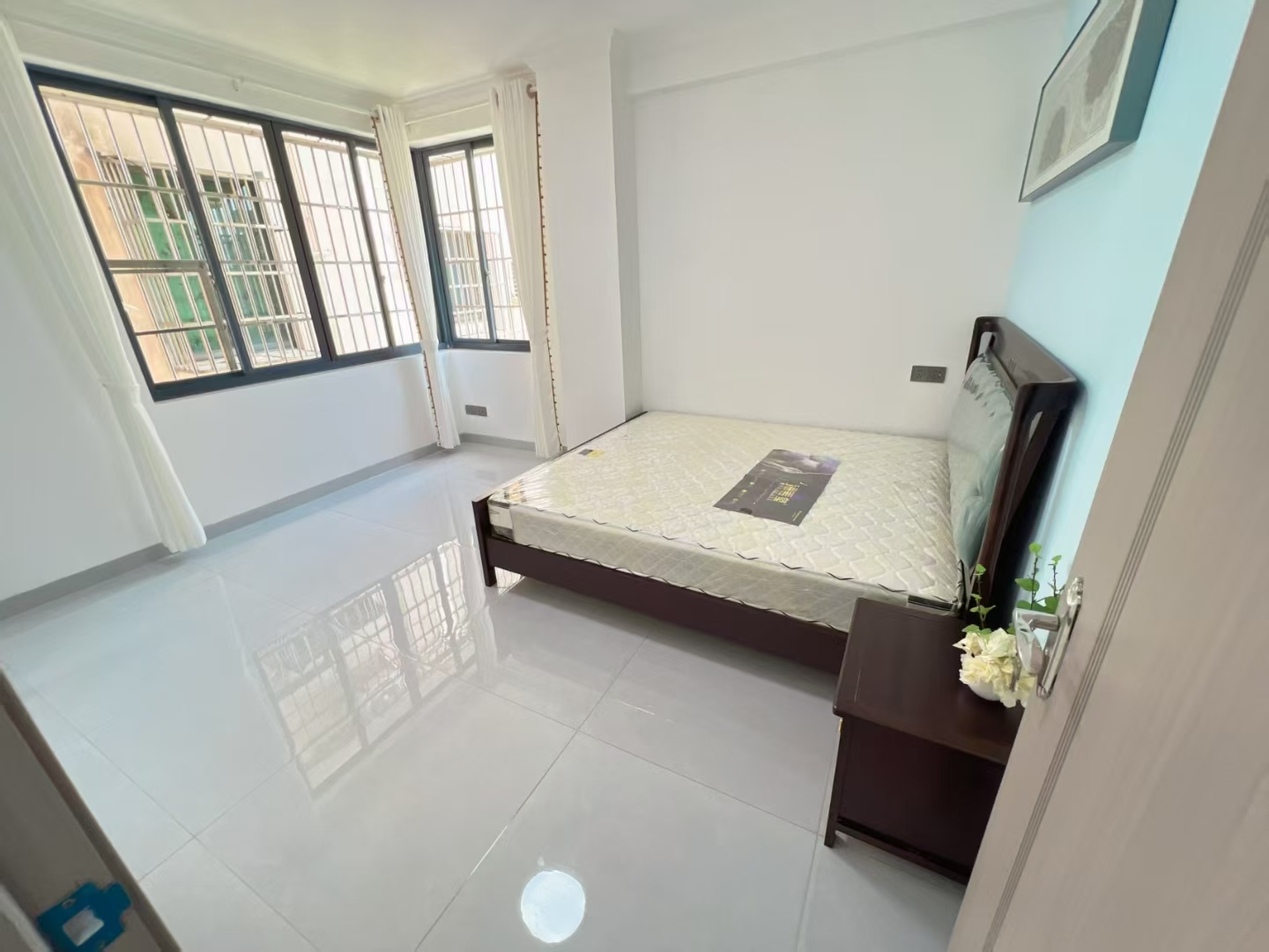 海阳小区 1室0厅0卫 102.0万 海阳小区 1室0厅0卫 102.0万客厅