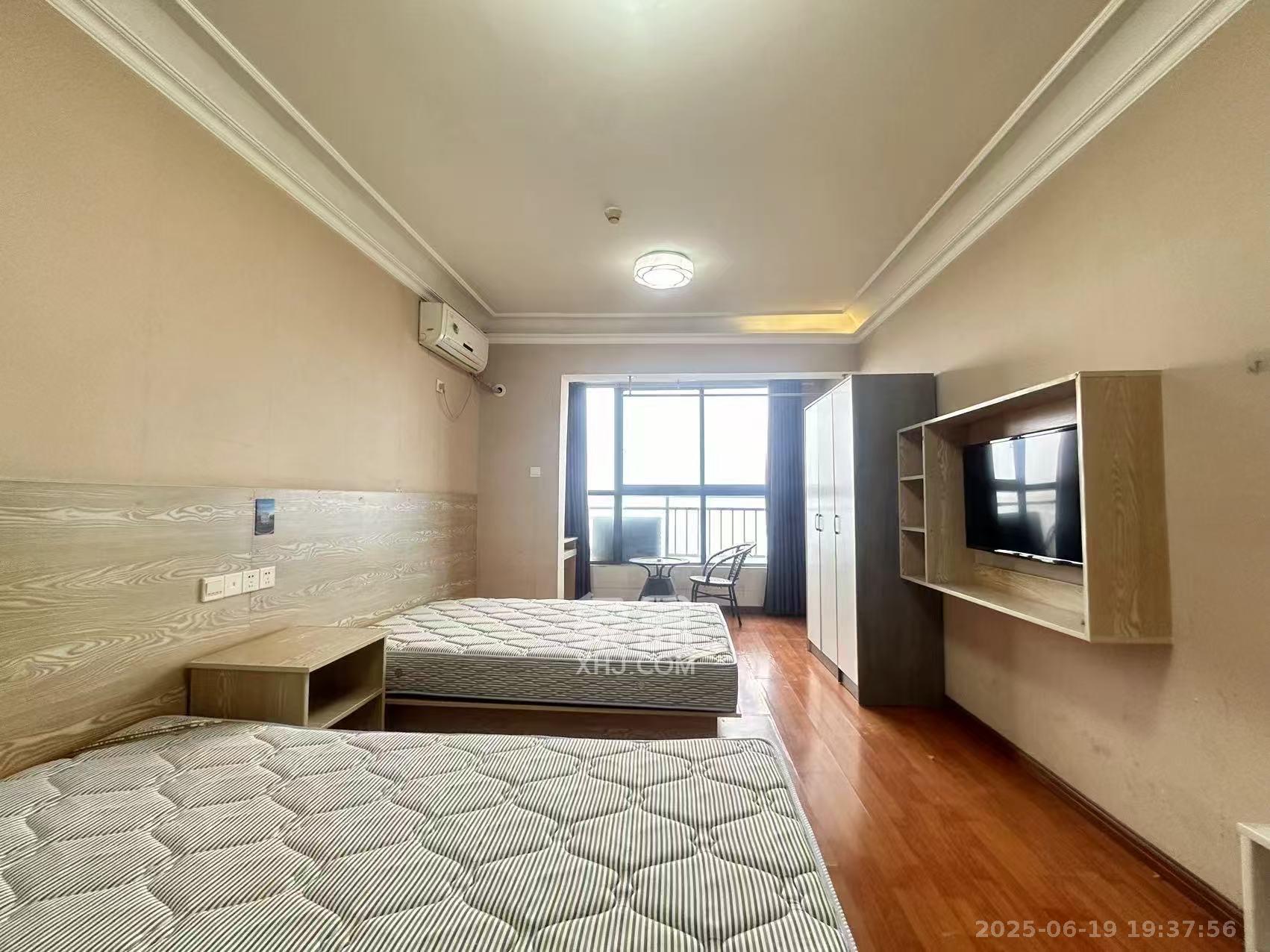 保利麓谷林语I区 1室1厅1卫 1400.0元/月 保利麓谷林语I区 1室1厅1卫 1400.0元/月室内图