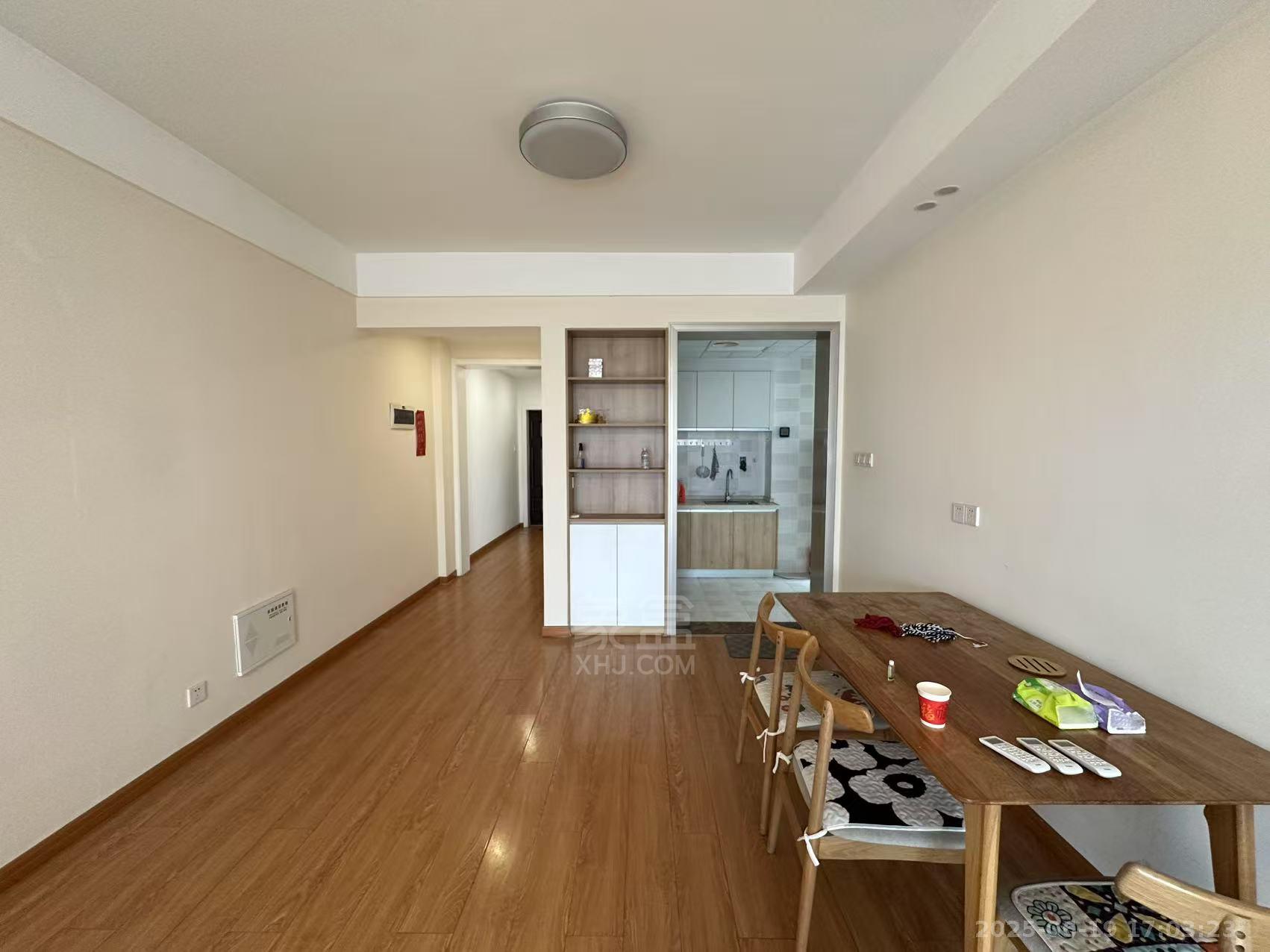 武广国际学苑 3室2厅1卫 2000.0元/月 武广国际学苑 3室2厅1卫 2000.0元/月室内图