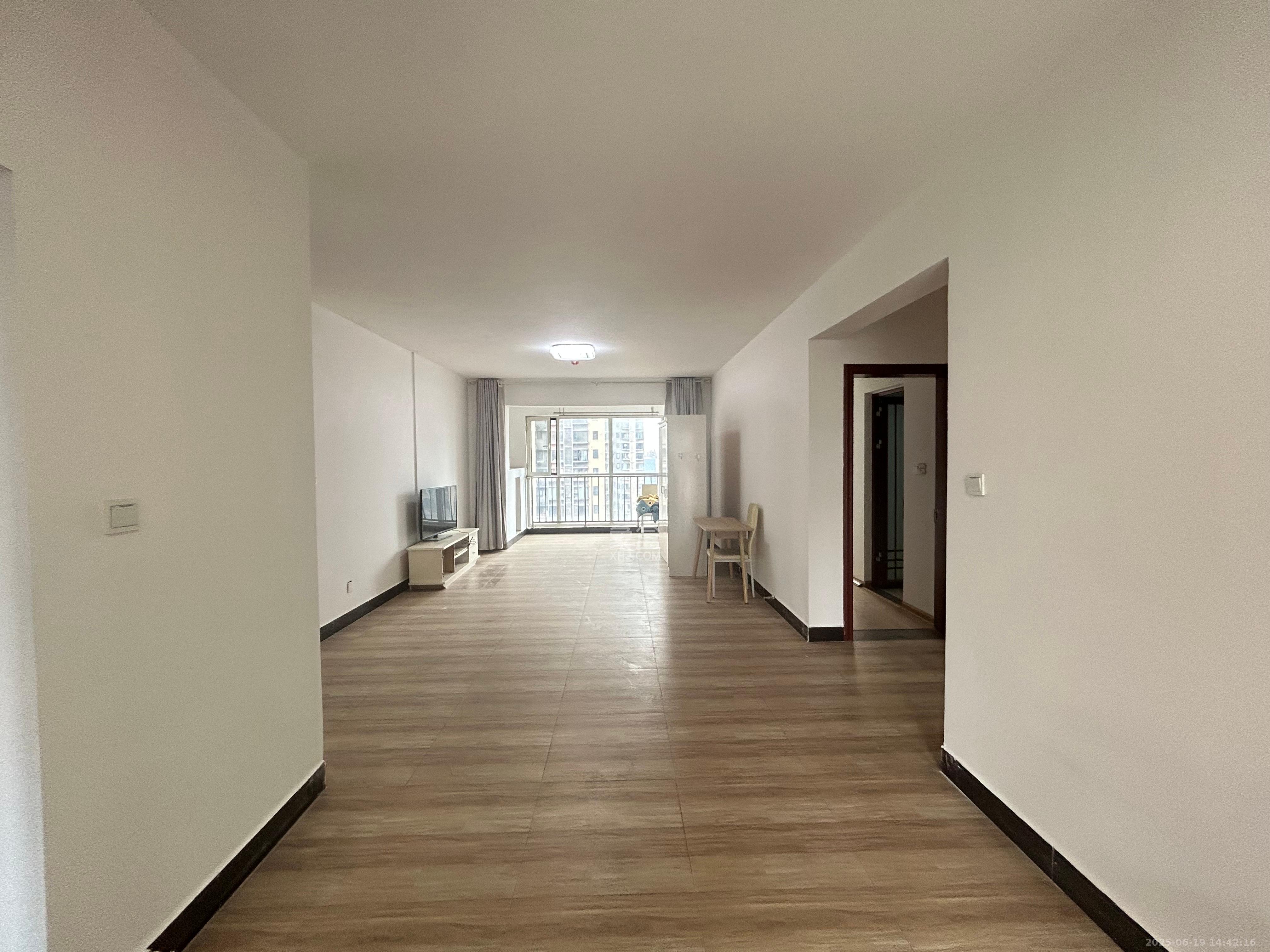 北辰三角洲E6区 4室2厅2卫 4500.0元/月 北辰三角洲E6区 4室2厅2卫 4500.0元/月室内图