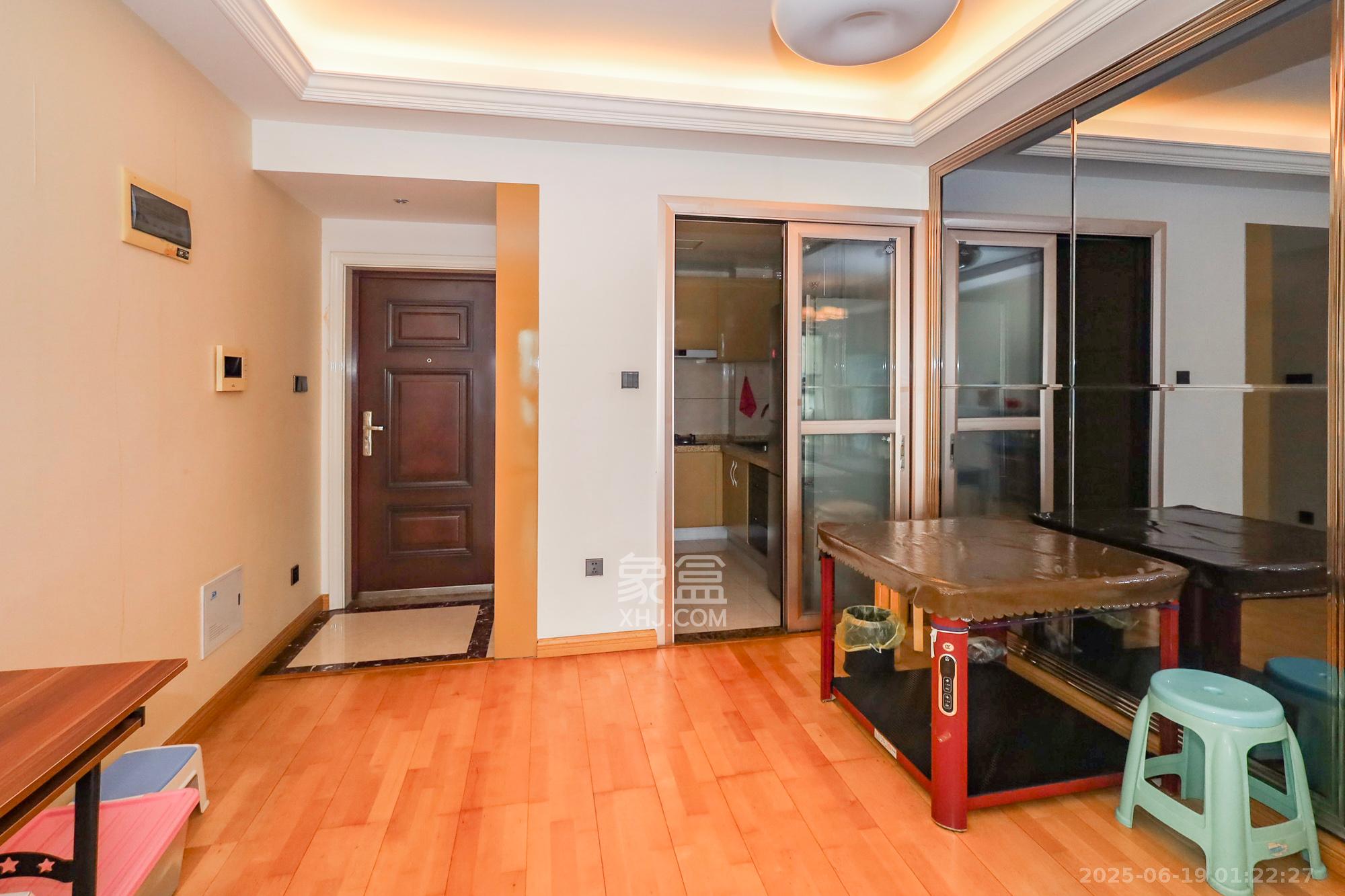 钰龙天下二期(钰龙佳园) 3室2厅2卫 198.0万 钰龙天下二期(钰龙佳园) 3室2厅2卫 198.0万其他